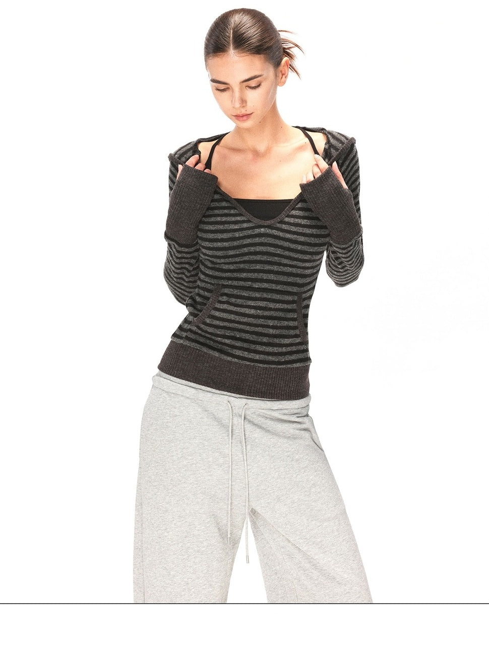 kvkv Soft Acrylic Wool Blend Slim Fit Hooded V Neck Striped Unisex Black Gray T-Shirt