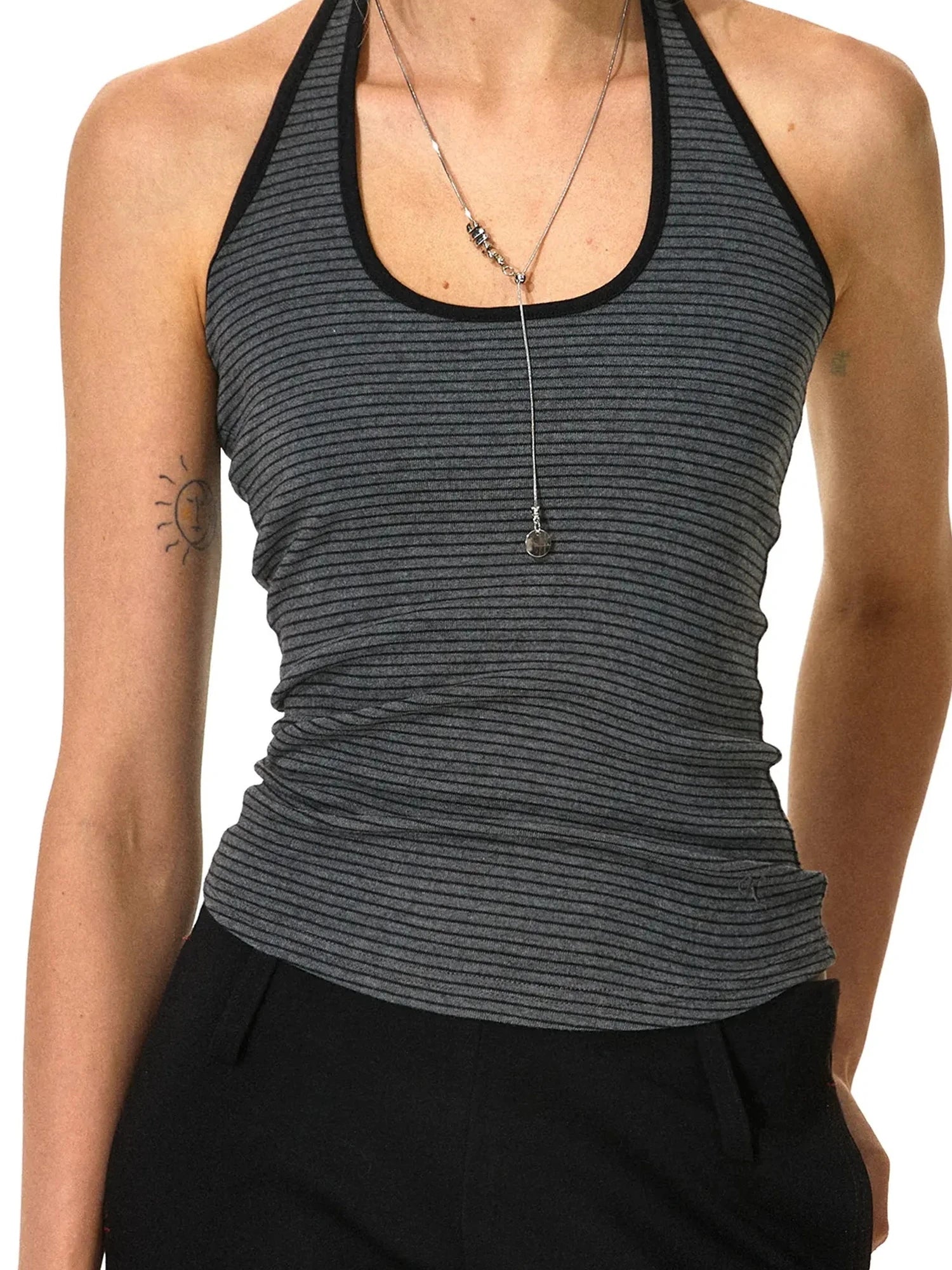 kvkv Strappy Halter Top
V-neck
T-shirt
Long Sleeve
Ribbed
Cowl Neck
Short Sleeve
Off The Shoulder
Sleeveless
Round Neck
One Shoulder
Tank
Spaghetti Strap