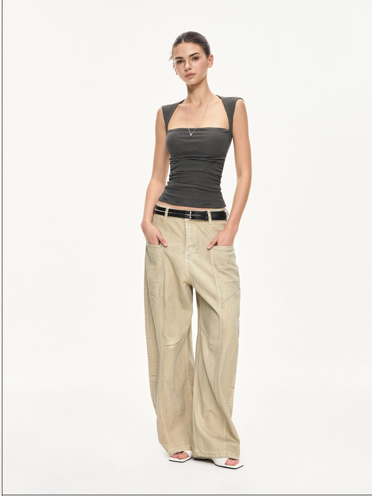 kvkv Strappy Square Neck Fitted Tank Top