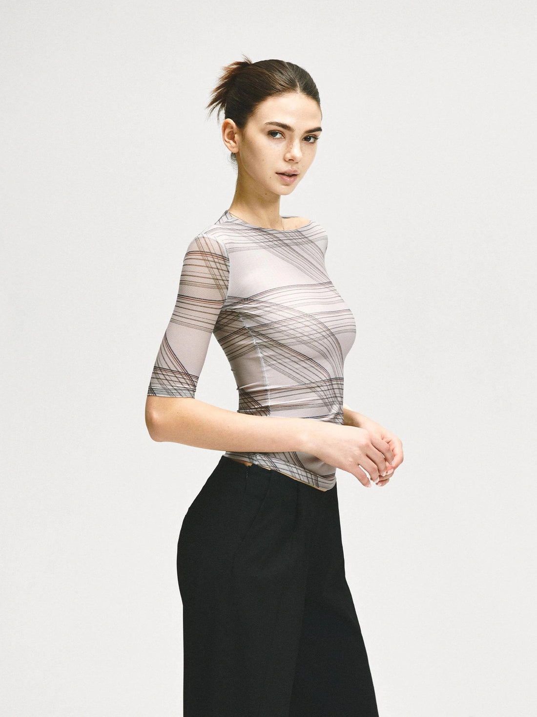 kvkv Stretch Checkered Mesh Slim Fit Mid Sleeve Top