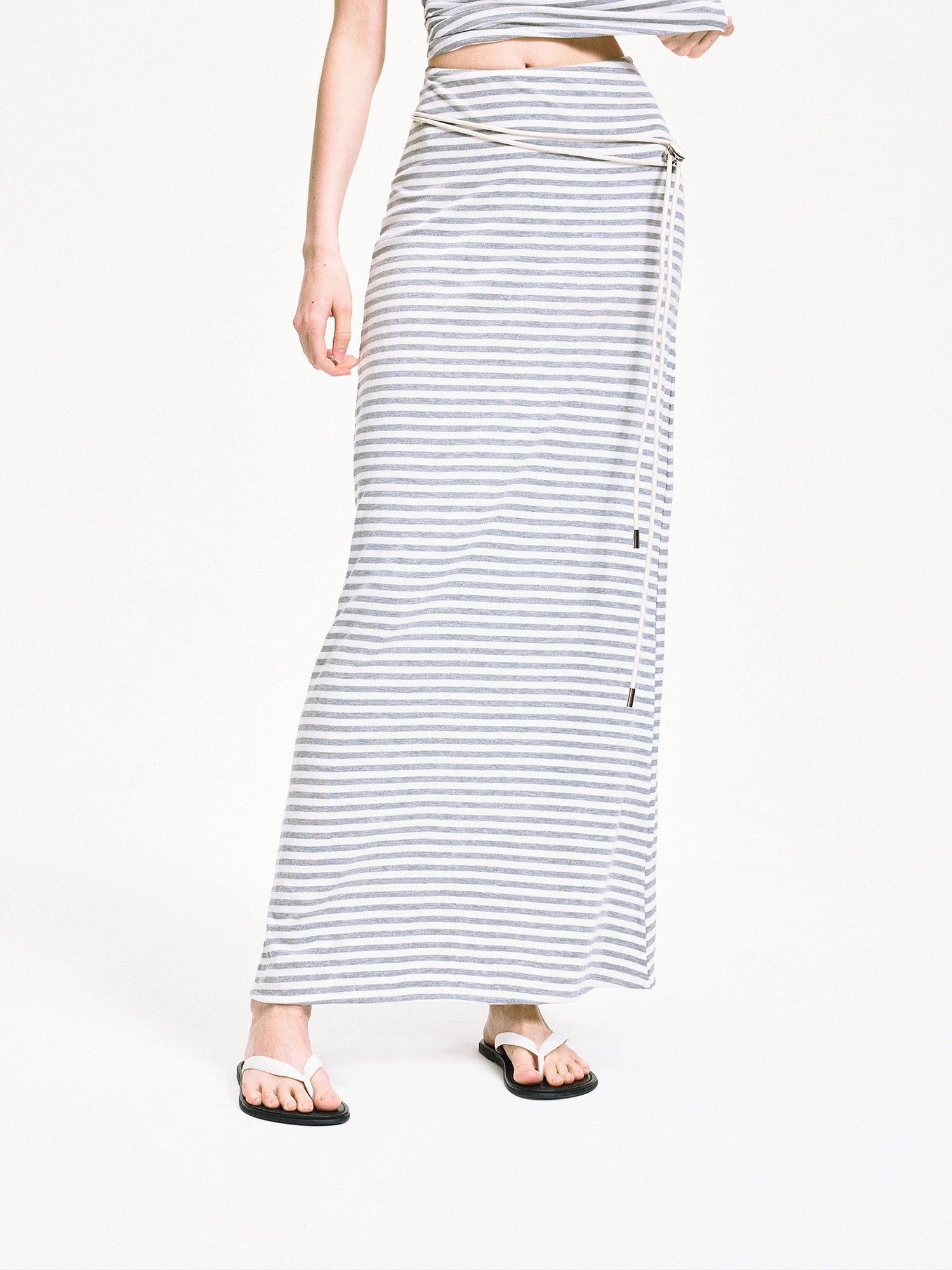 kvkv Stretch Fit Lyocell Bodycon Midi Skirt