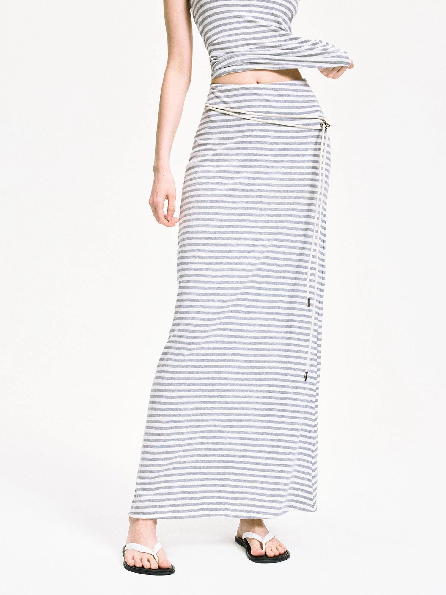 kvkv Stretch Fit Lyocell Bodycon Midi Skirt