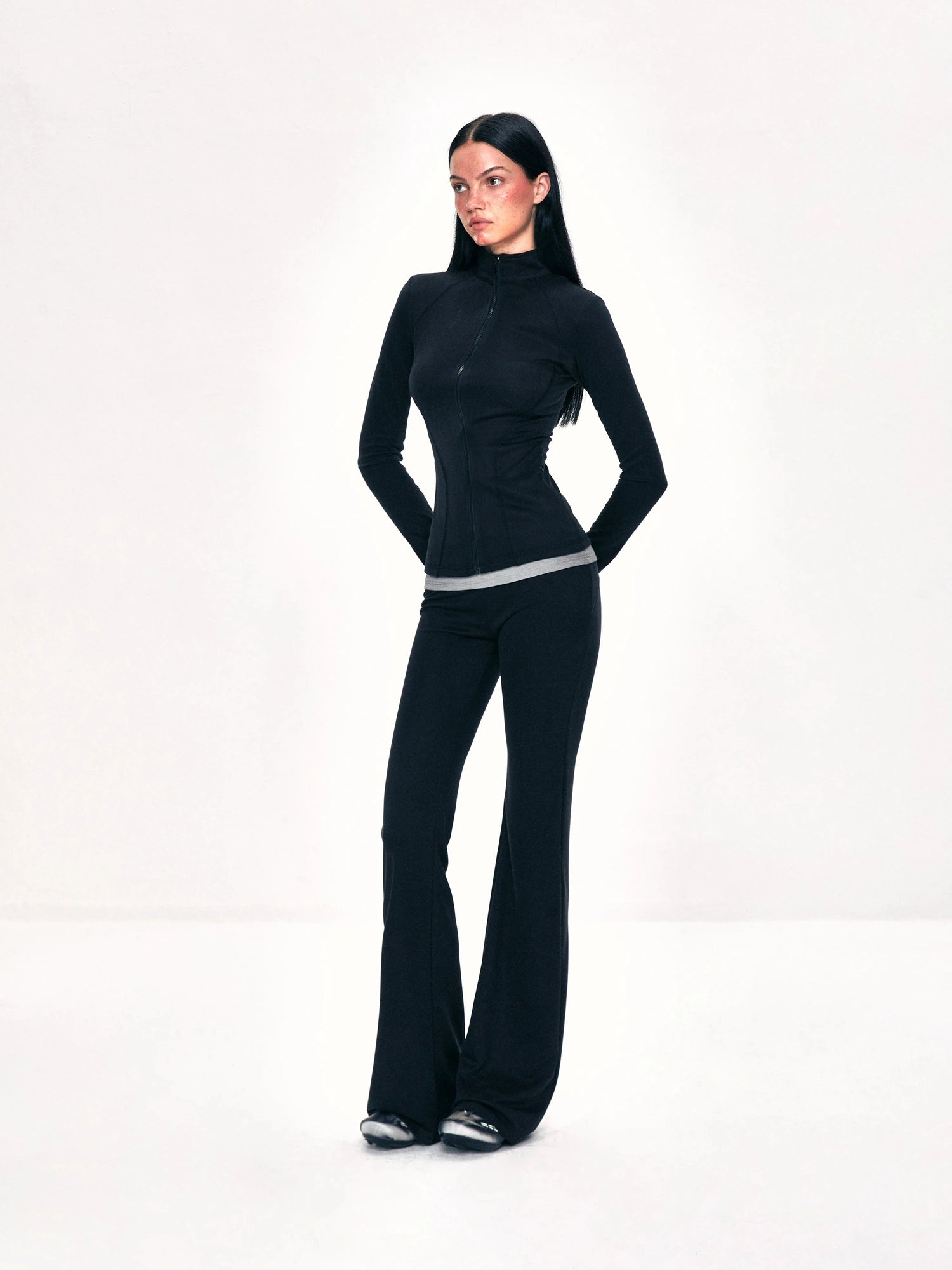 kvkv Stretch Flared Yoga Pants With Contrast Panels
