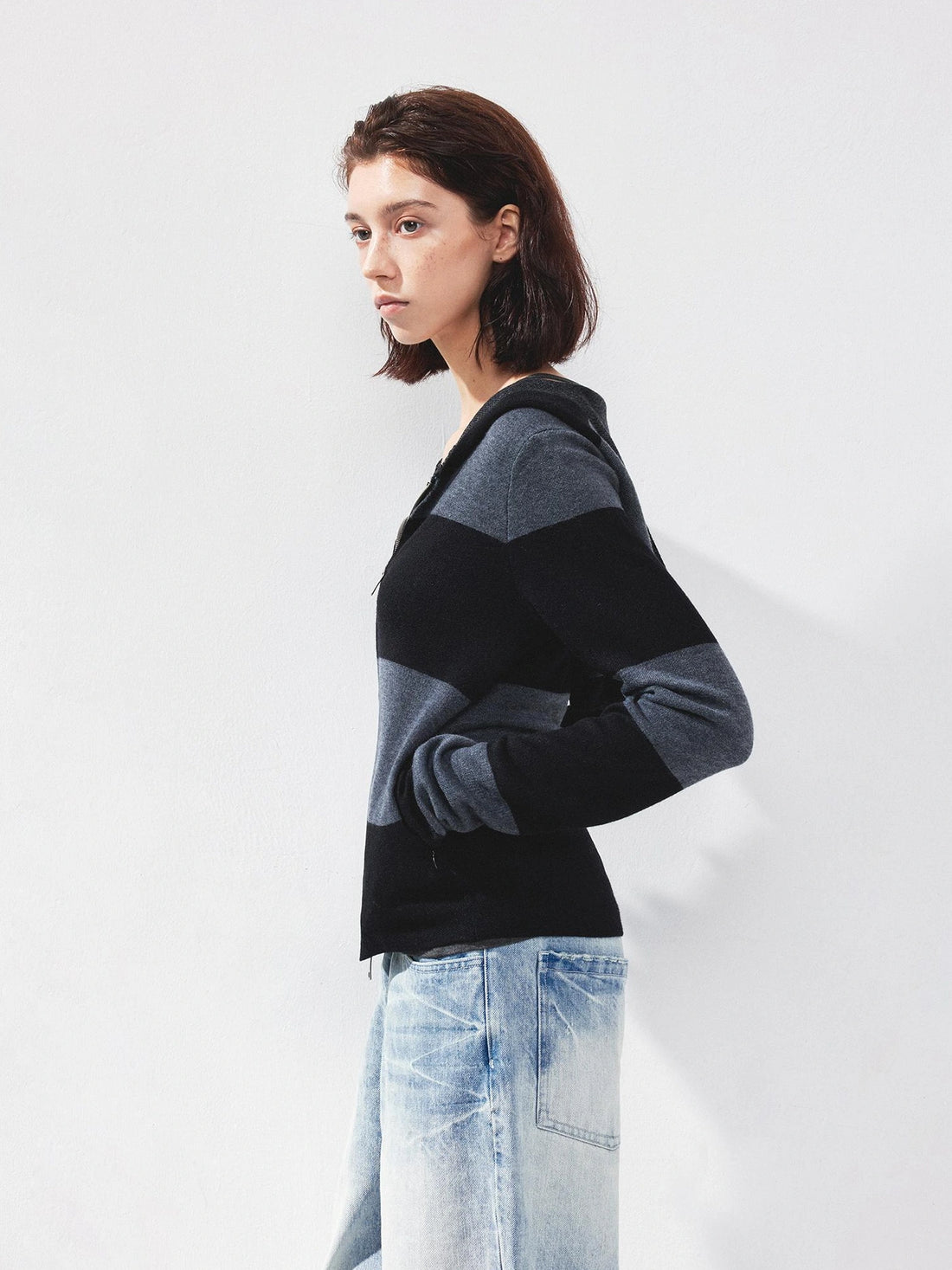 kvkv Striped Zip Up Hooded Knit Sweater