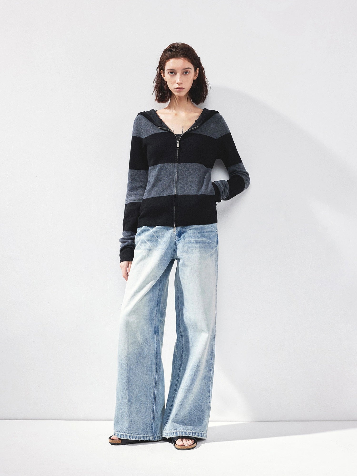 kvkv Striped Zip Up Hooded Knit Sweater