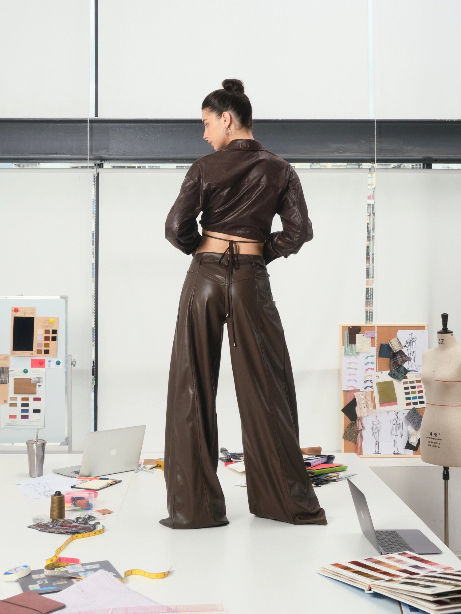 kvkv Torn Bark Texture Drawstring Crop Shirt
