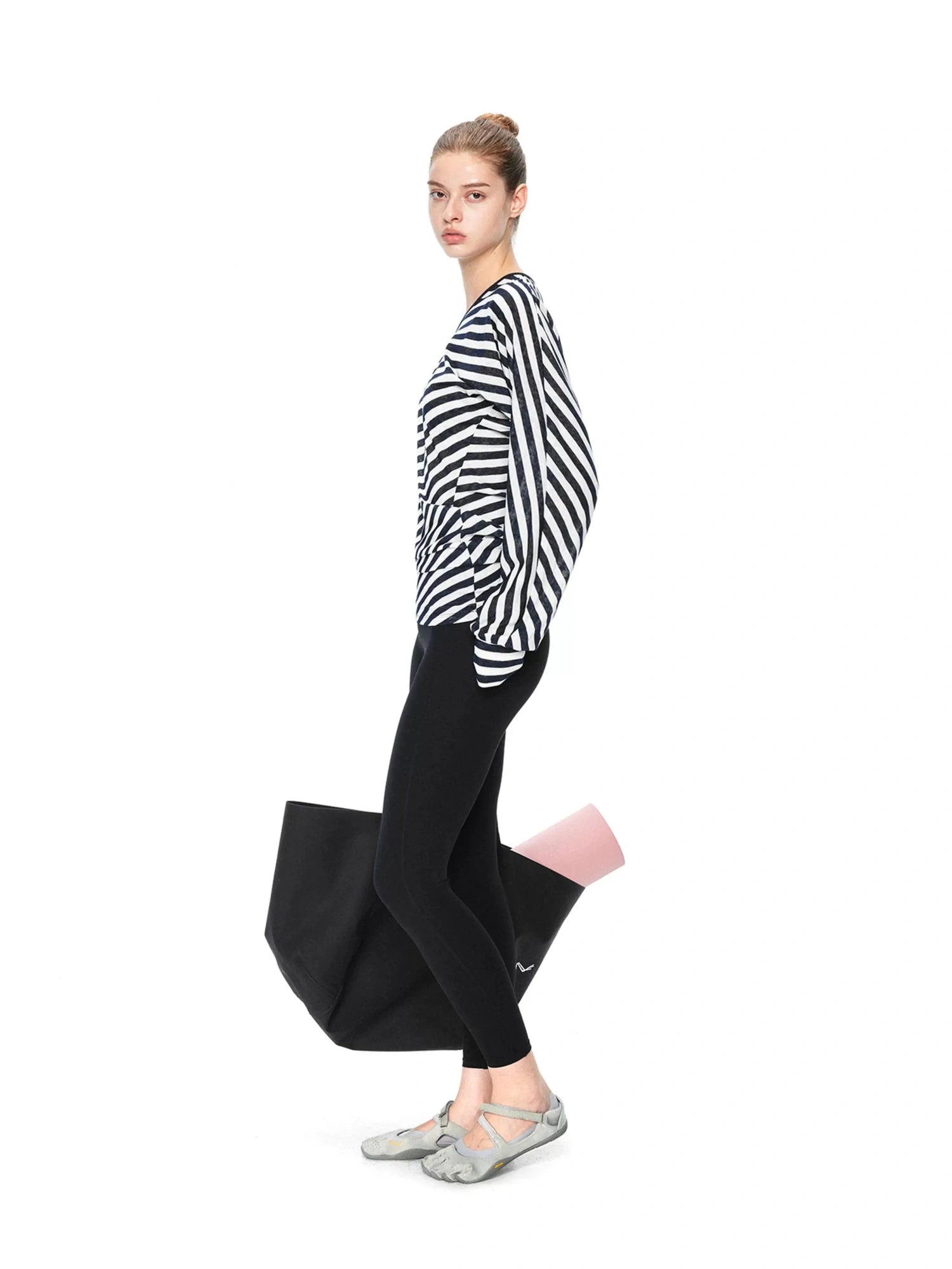 kvkv Twisted Asymmetric Batwing Yoga Top