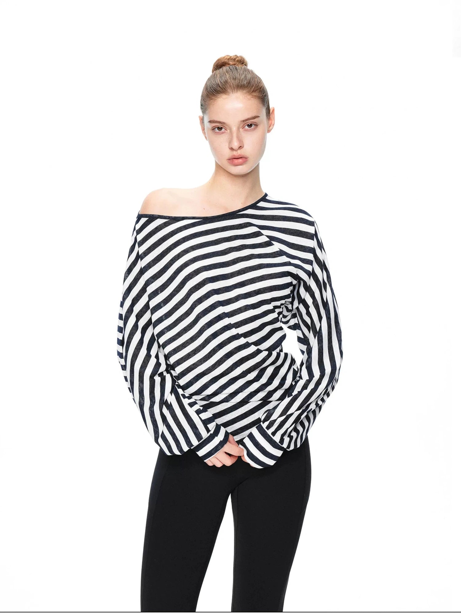 kvkv Twisted Asymmetric Batwing Yoga Top