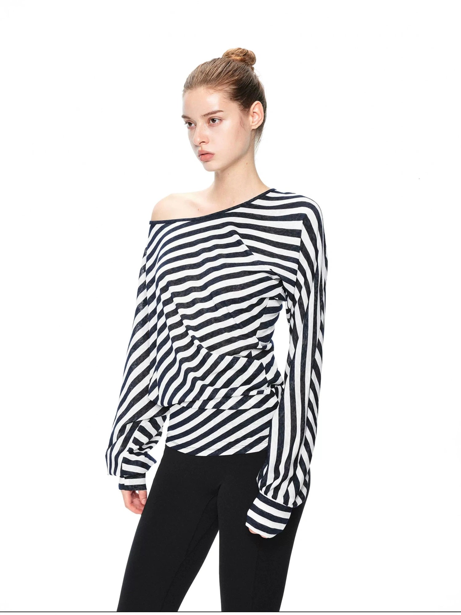 kvkv Twisted Asymmetric Batwing Yoga Top