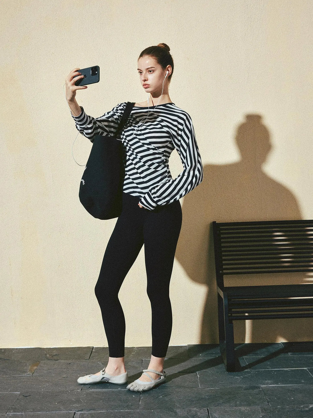 kvkv Twisted Asymmetric Batwing Yoga Top