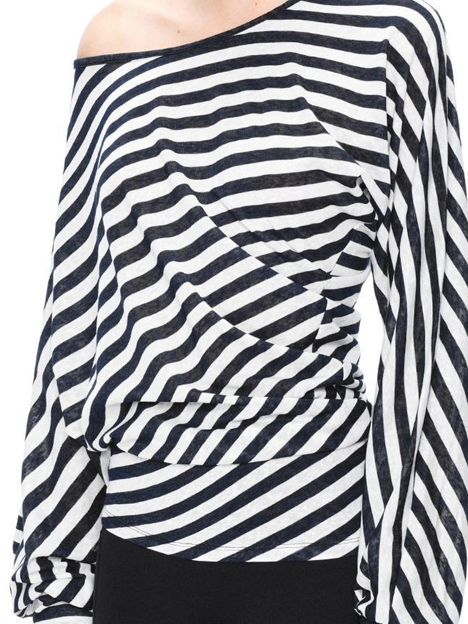 kvkv Twisted Asymmetric Batwing Yoga Top
