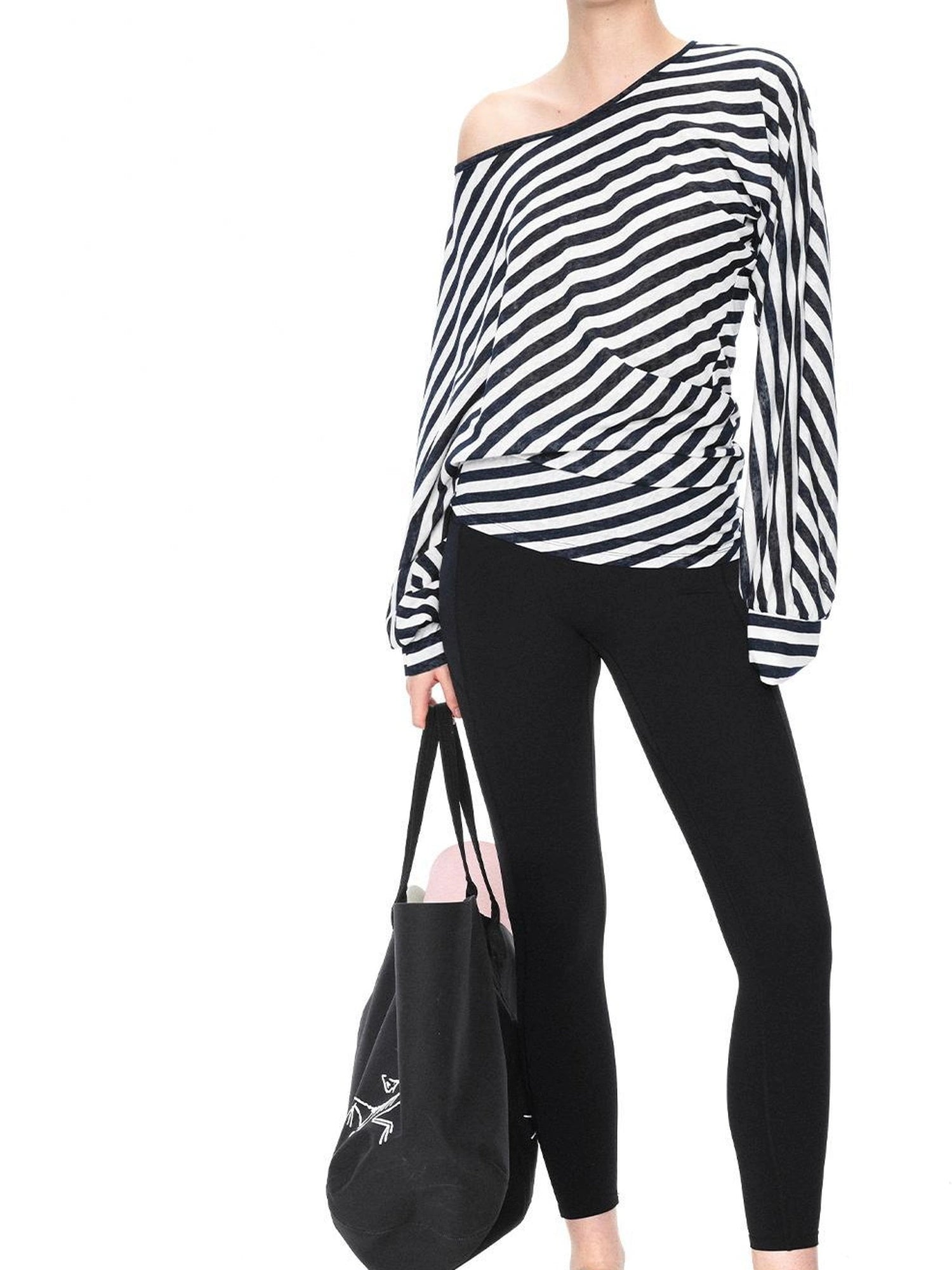 kvkv Twisted Asymmetric Batwing Yoga Top