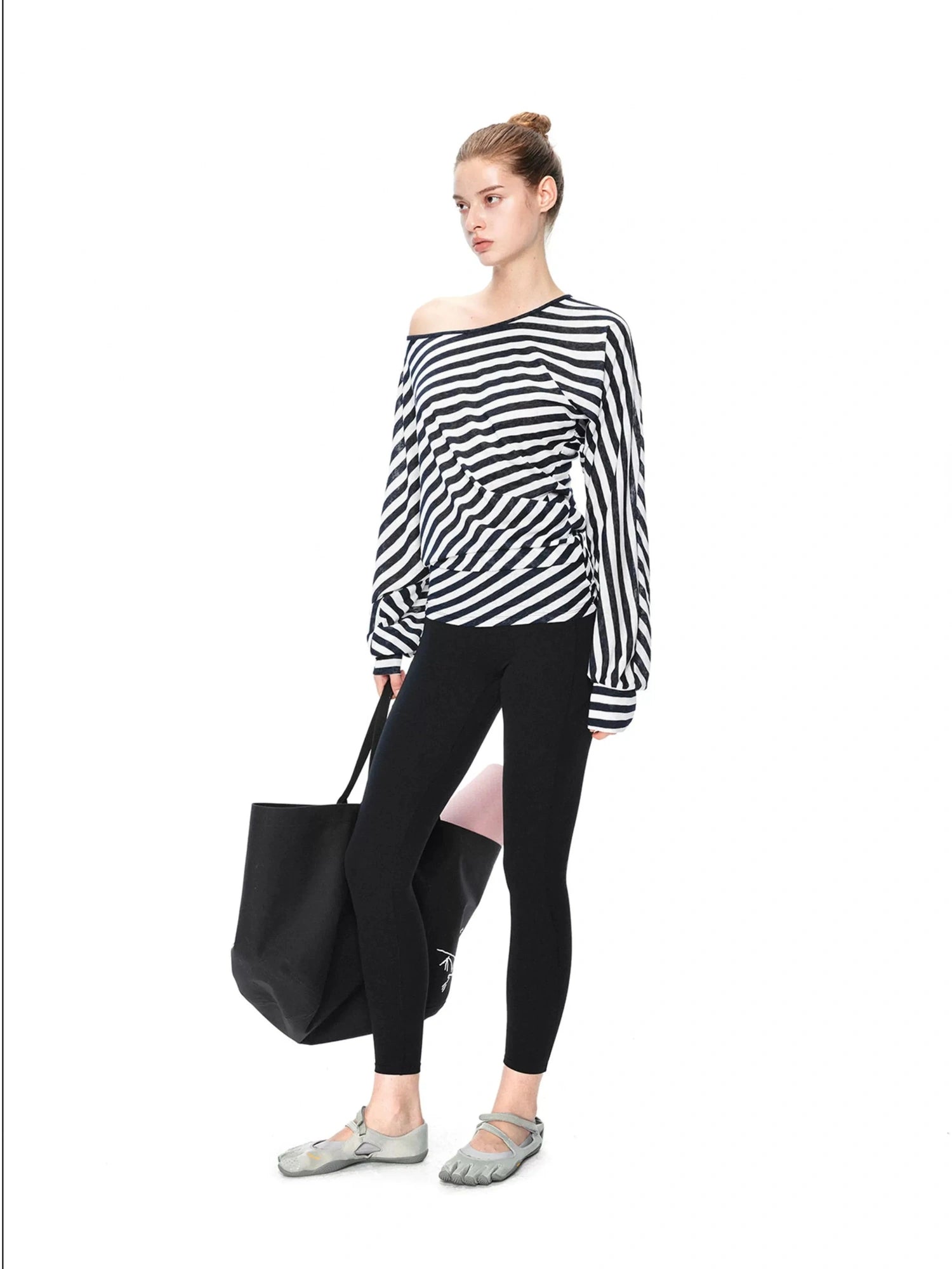 kvkv Twisted Asymmetric Batwing Yoga Top