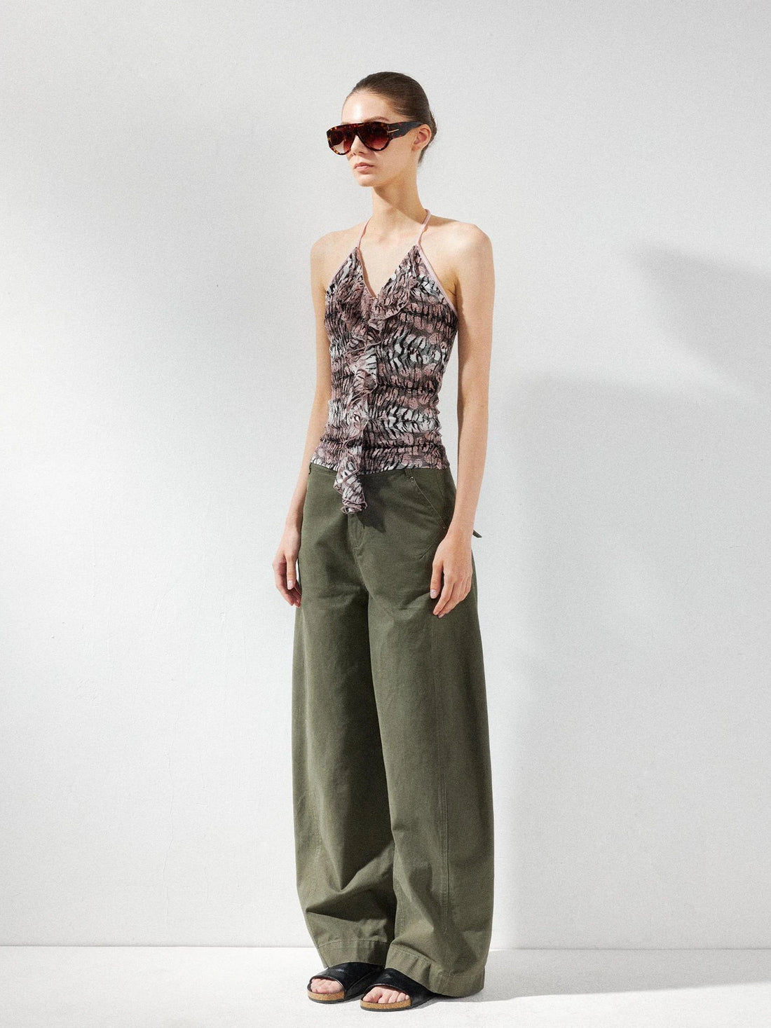 kvkv V-Neck Leopard Print Ruffle Trim Fitted Camisole