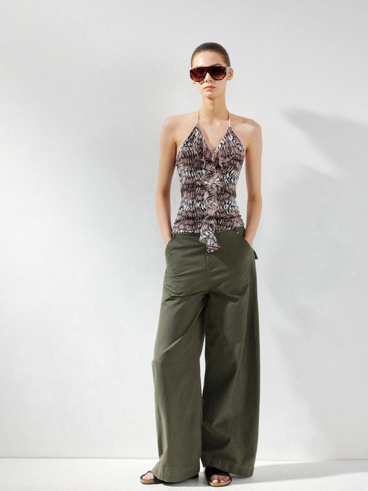 kvkv V-Neck Leopard Print Ruffle Trim Fitted Camisole