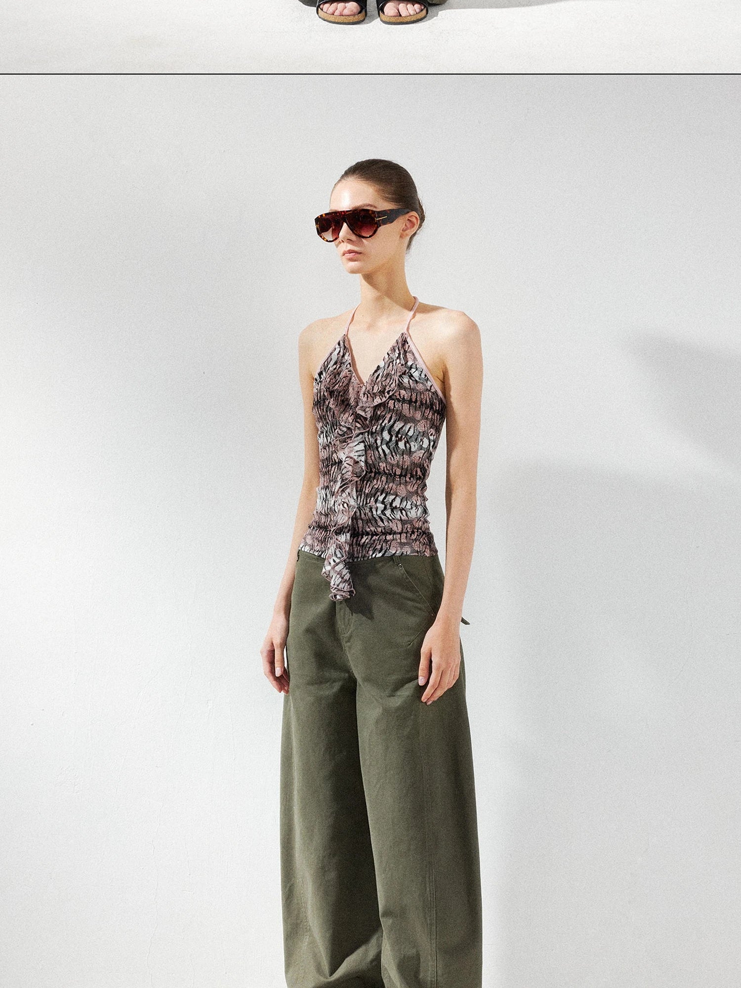 kvkv V-Neck Leopard Print Ruffle Trim Fitted Camisole