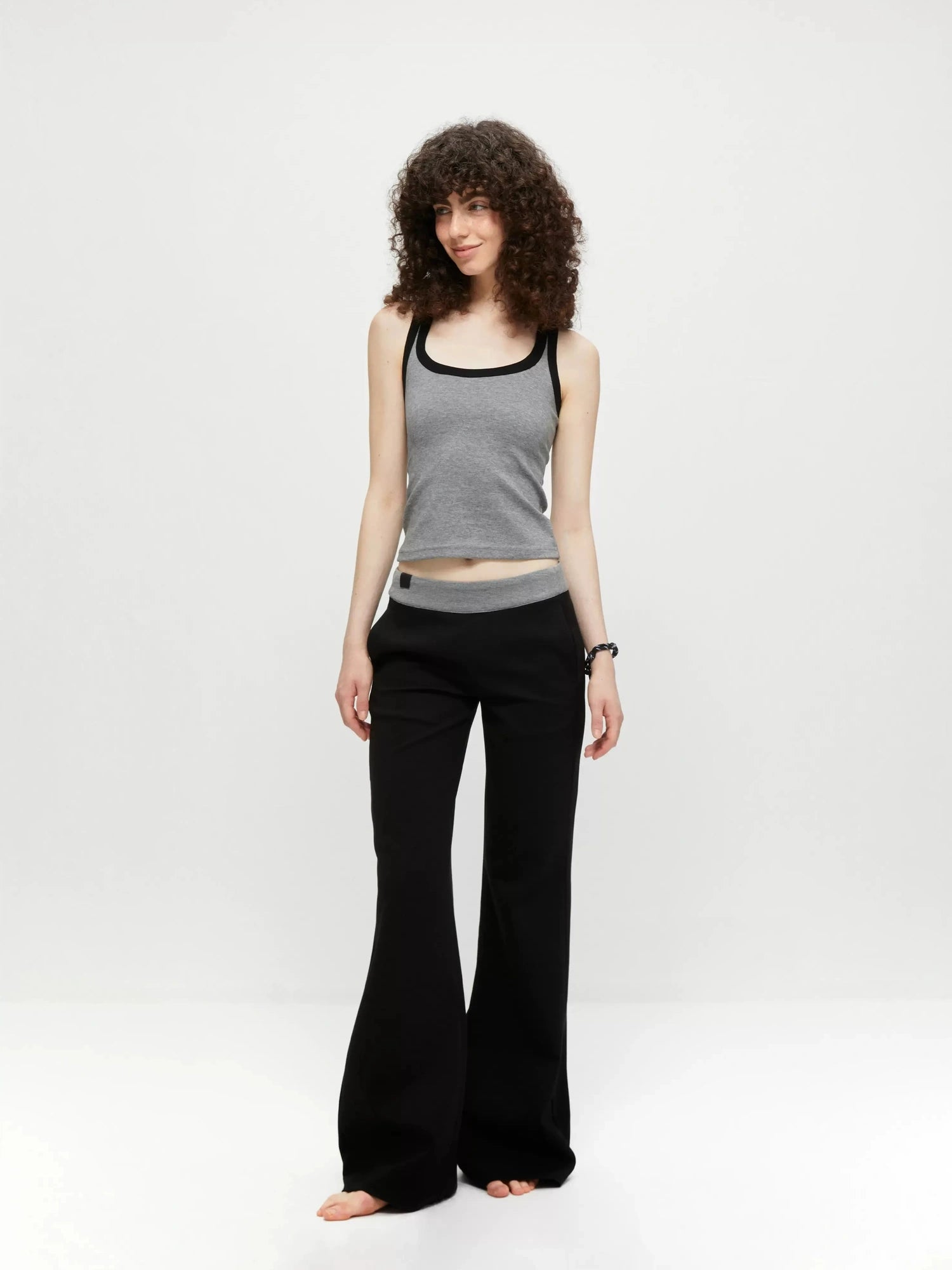 kvkv V-Neck Yoga Tank Top
