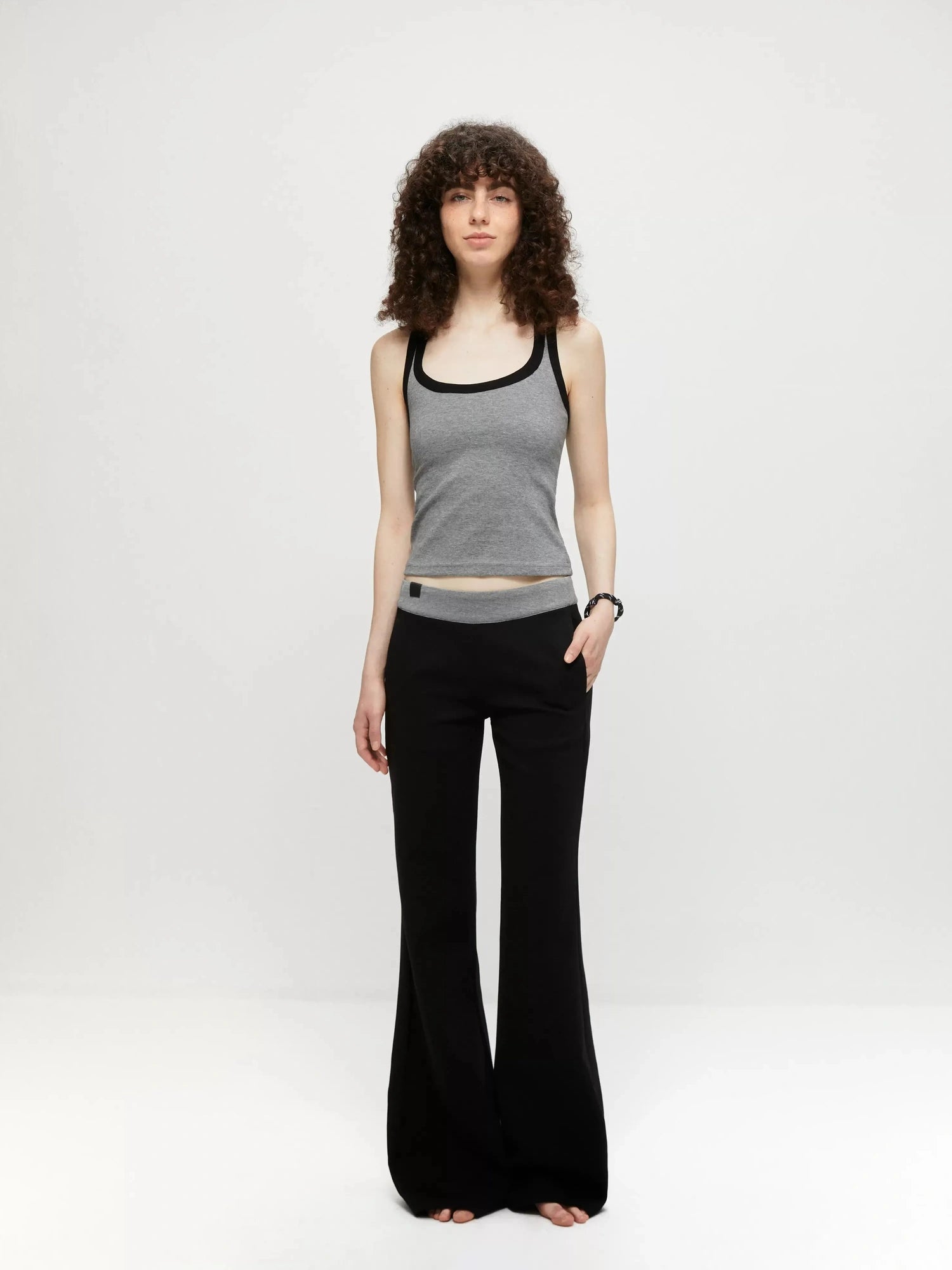 kvkv V-Neck Yoga Tank Top