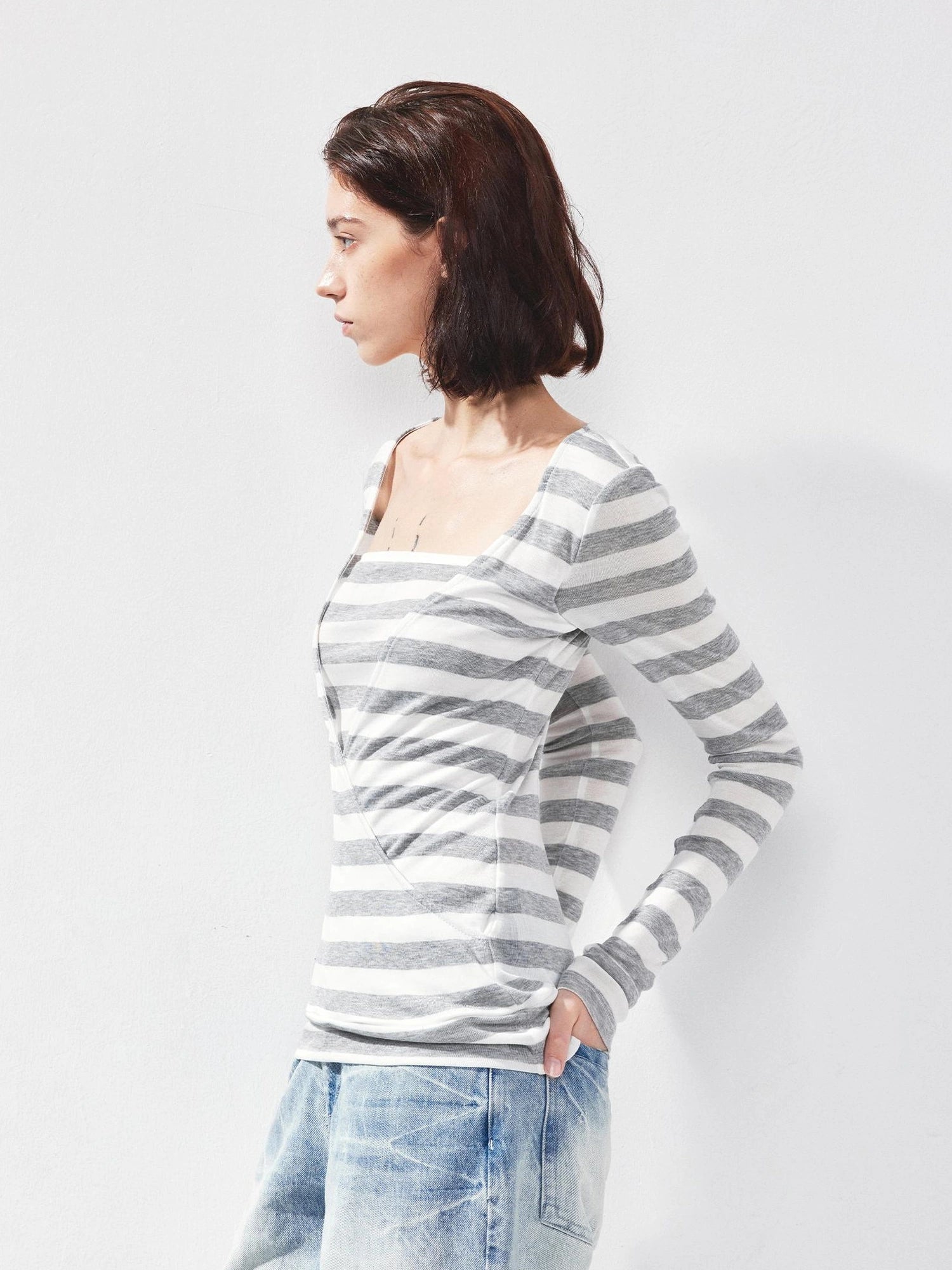 kvkv V-neck Layered Stripe Tee