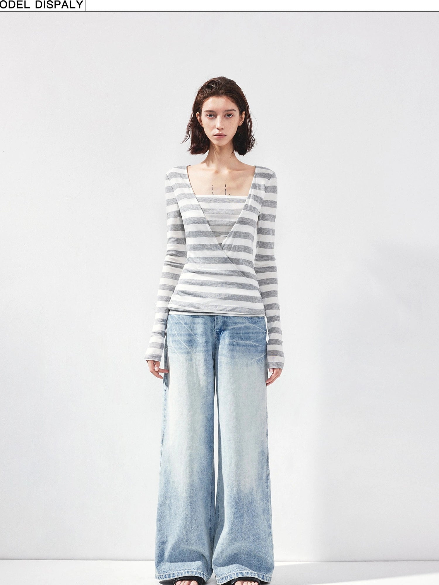 kvkv V-neck Layered Stripe Tee
