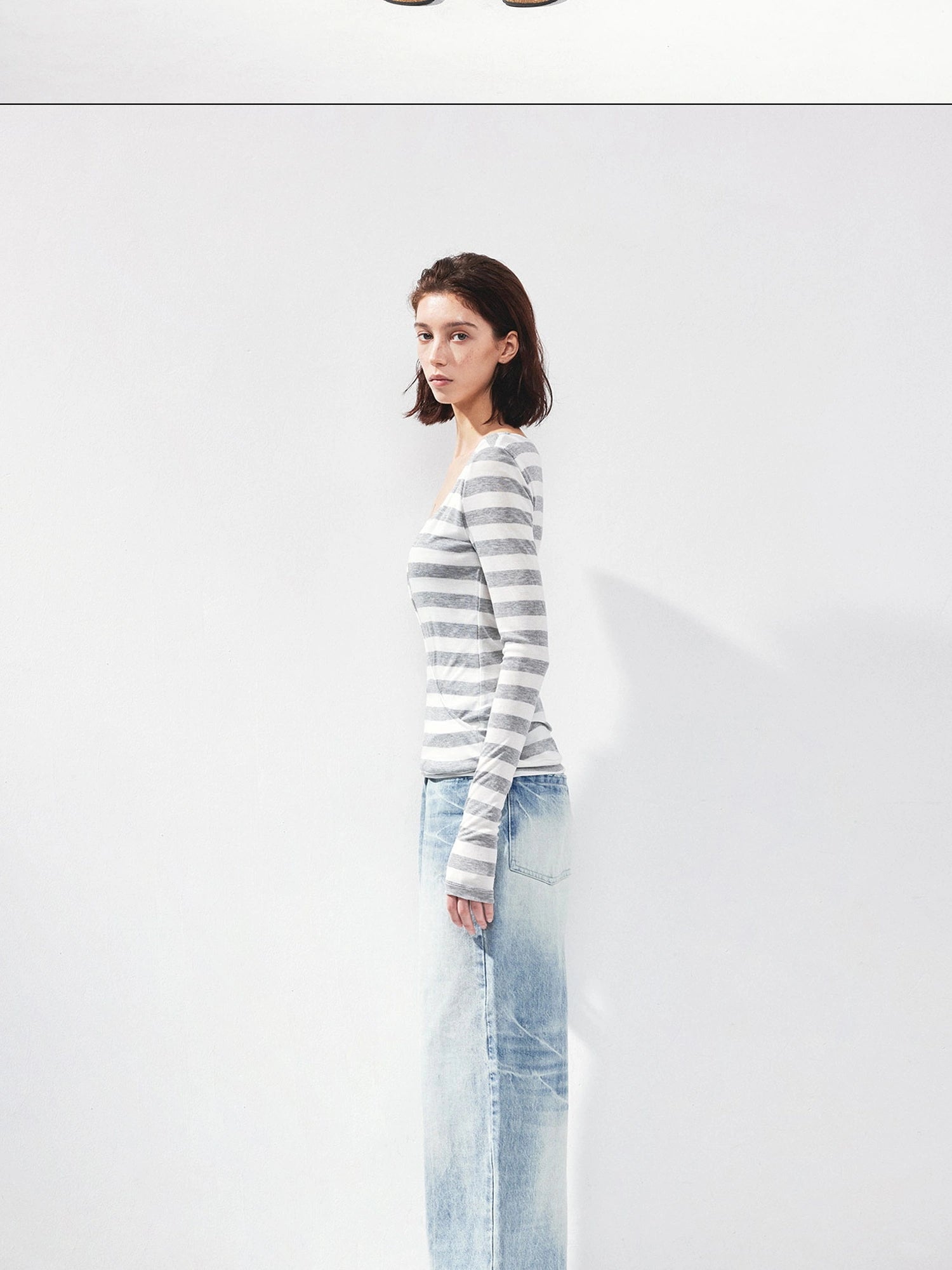 kvkv V-neck Layered Stripe Tee
