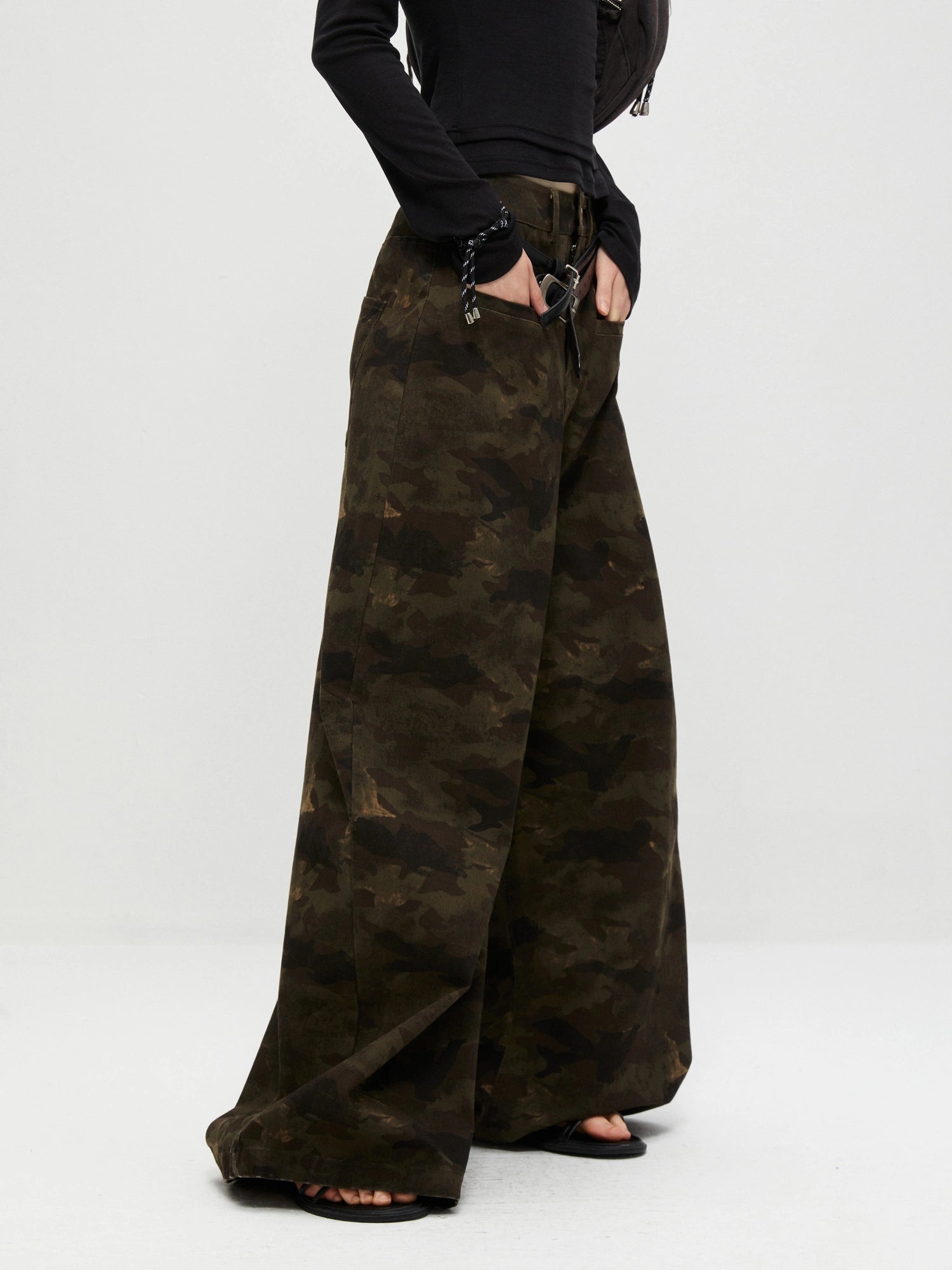 kvkv Vintage Camo Baggy Cargo Pants