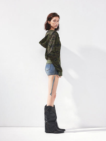 kvkv Vintage Washed Blue Low Rise Zipped Denim Shorts