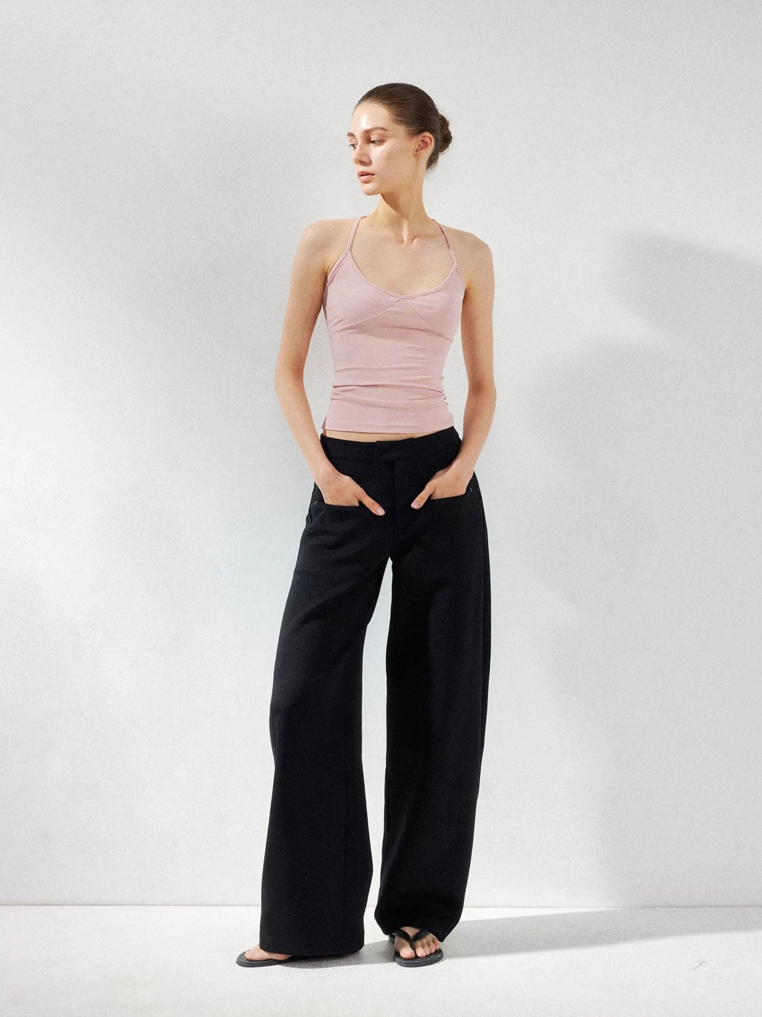 kvkv Wide Leg Curve Hem Cargo Pants