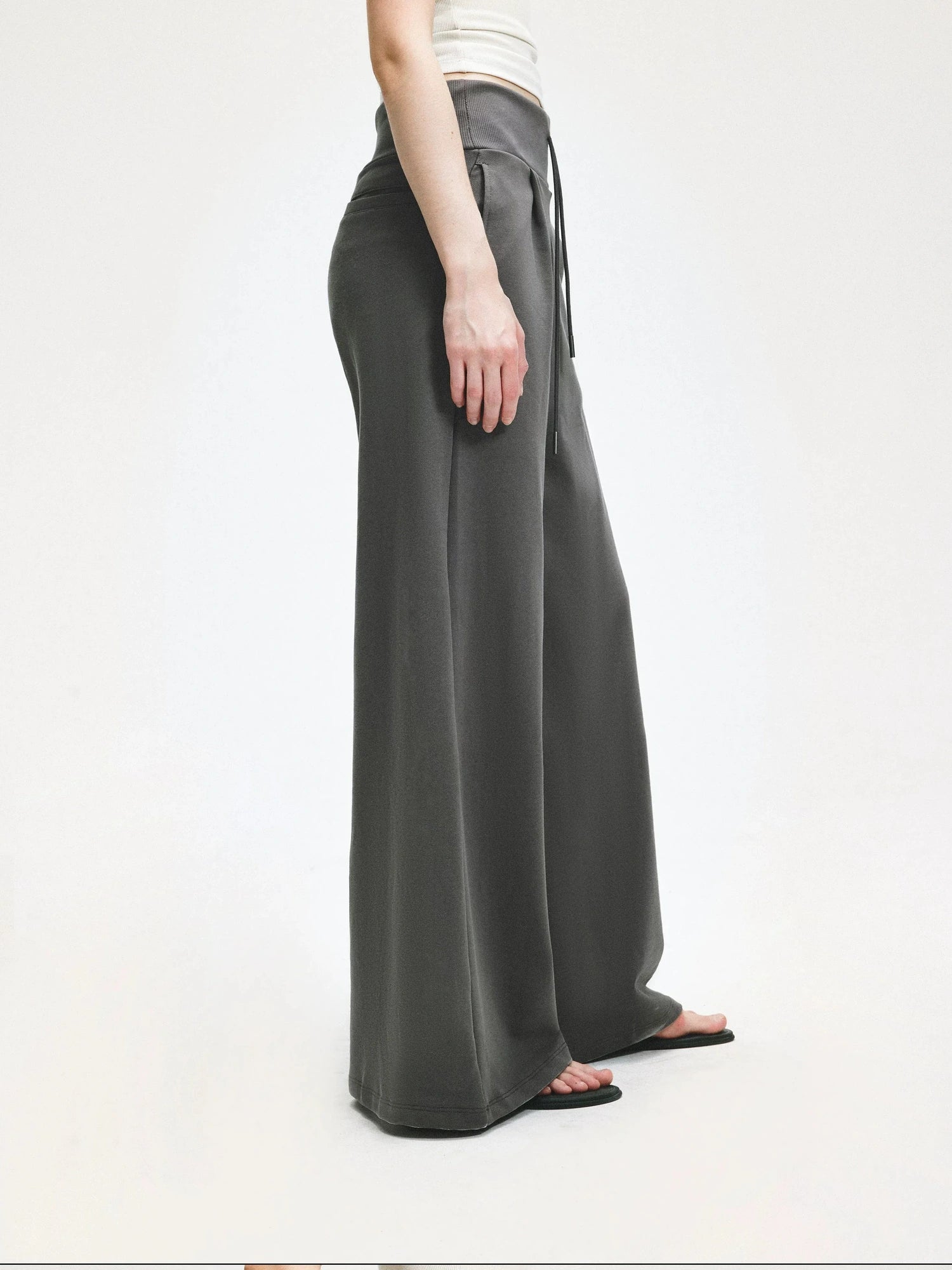 KVKV Yoga Clothing Brand - Wide Leg Ribbed Jogger Pants