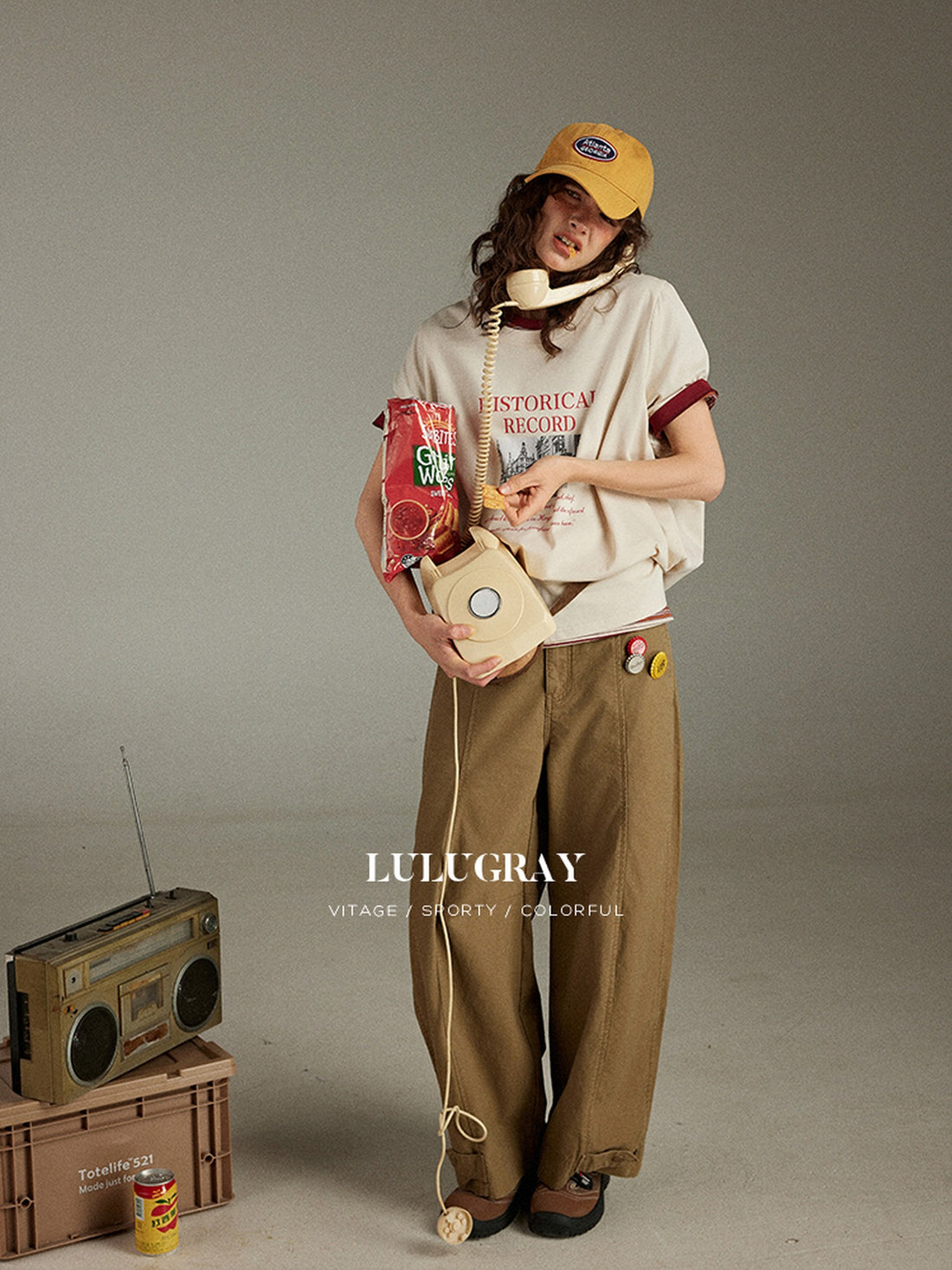 lulugray Retro Printed Graphic Crew Neck Loose Fit Women&