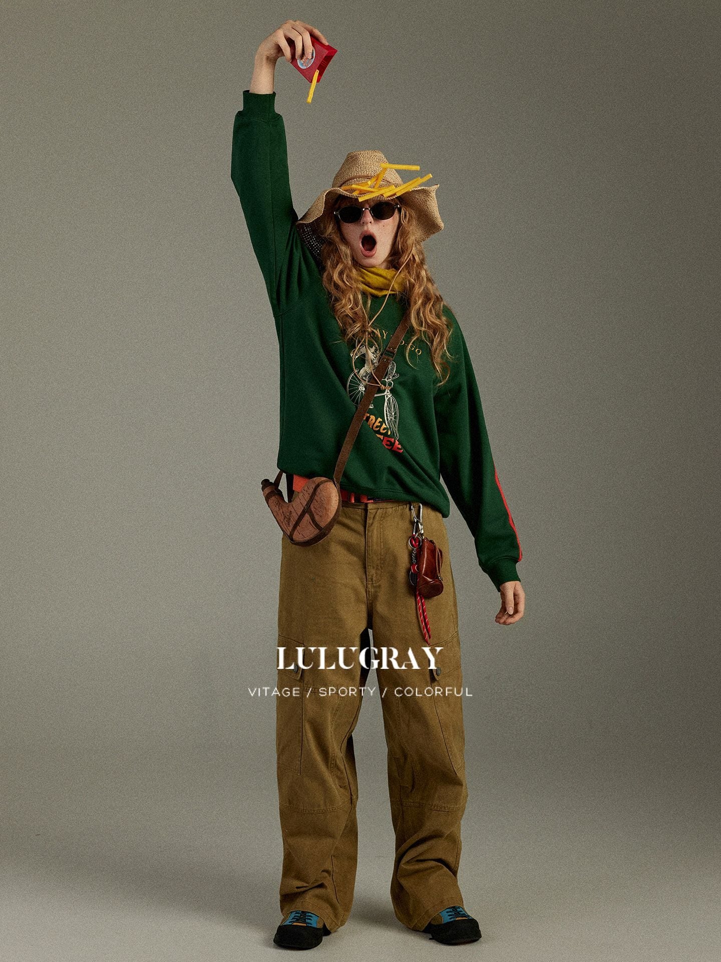 lulugray_Vintage_Contrast_Tape_Printed_Relaxed_Women&