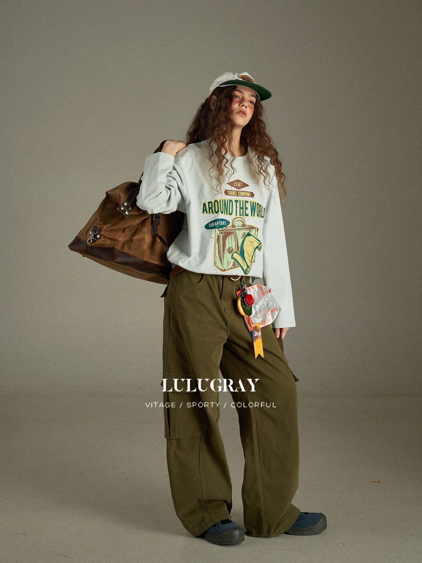lulugray_Vintage_Letter_Print_Loose_Crewneck_Pullover_Women&