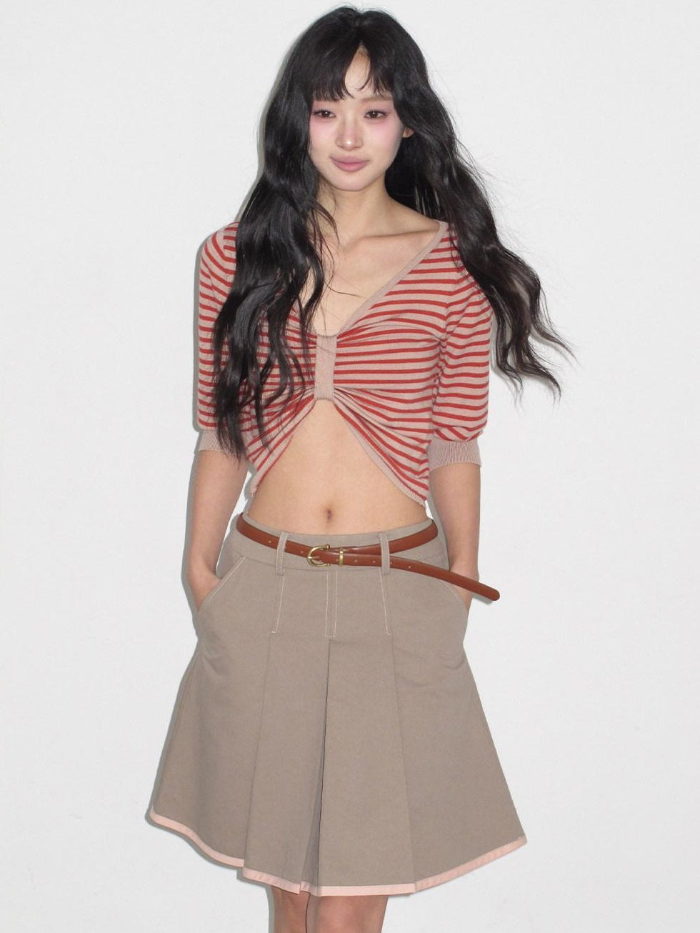 lvetong Backless Slim Street V-neck Cropped Red Stripe Women Short Sleeve T-Shirts