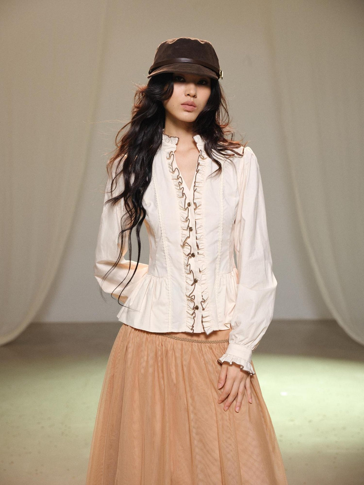 lvetong Beige Bubble Sleeve Ruffle Trim Splice Cinched Waist Women&