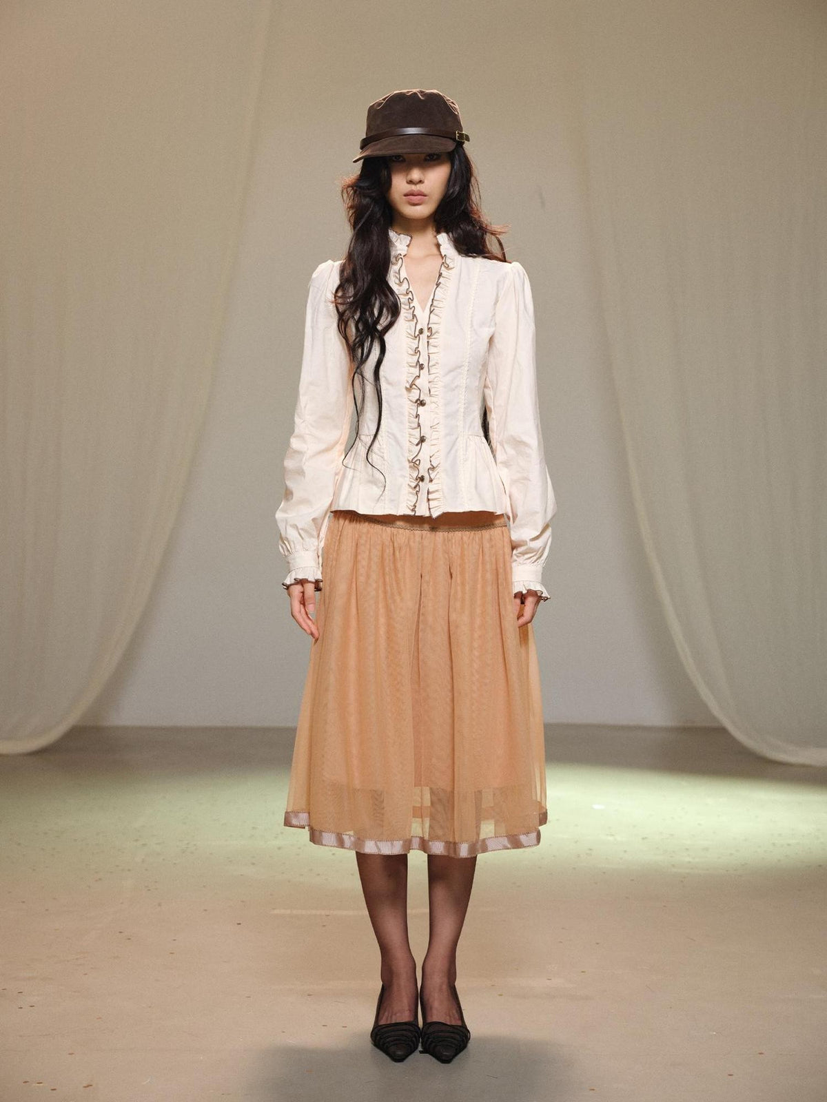 lvetong Beige Bubble Sleeve Ruffle Trim Splice Cinched Waist Women&