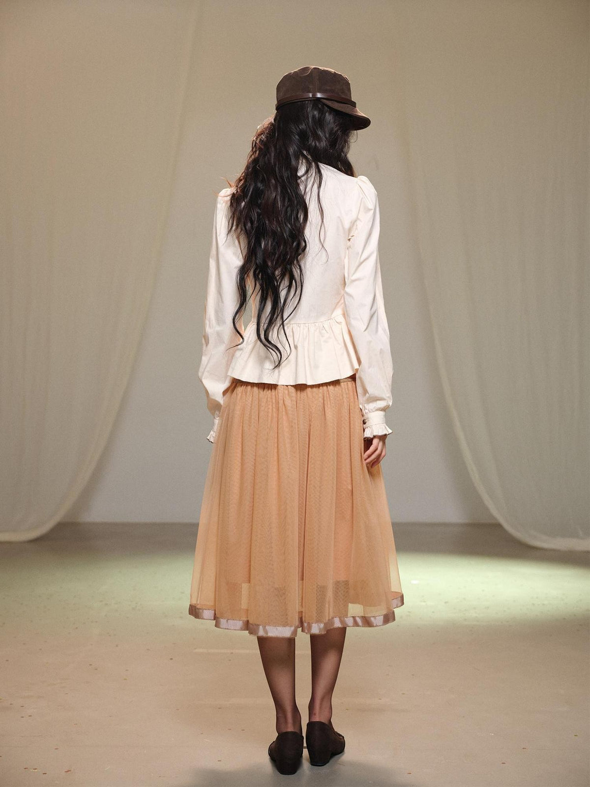 lvetong Beige Bubble Sleeve Ruffle Trim Splice Cinched Waist Women&