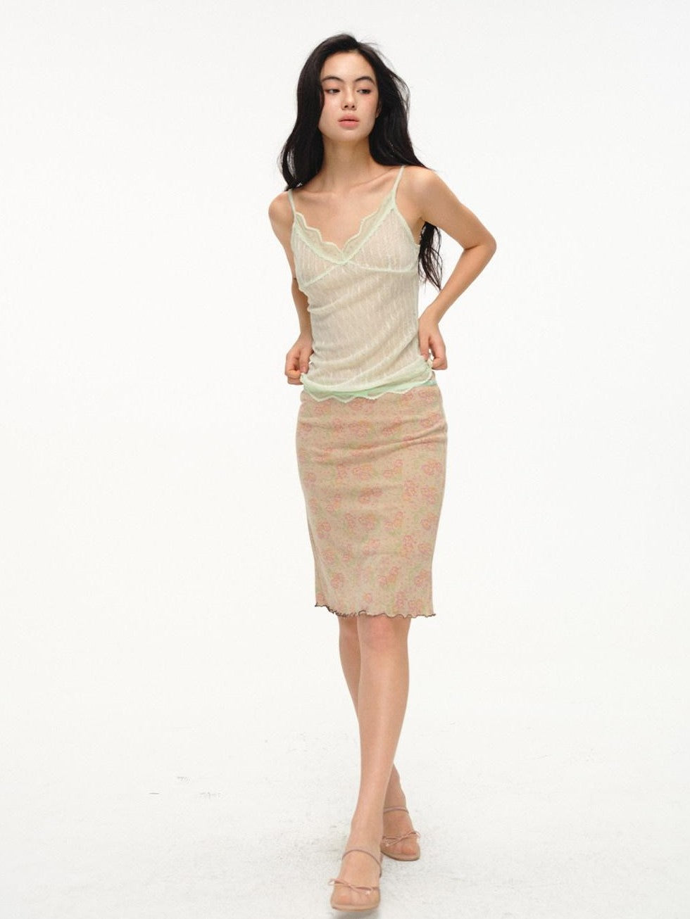 lvetong Beige Jacquard Floral Knit Rolled Edge Low Waist Women&