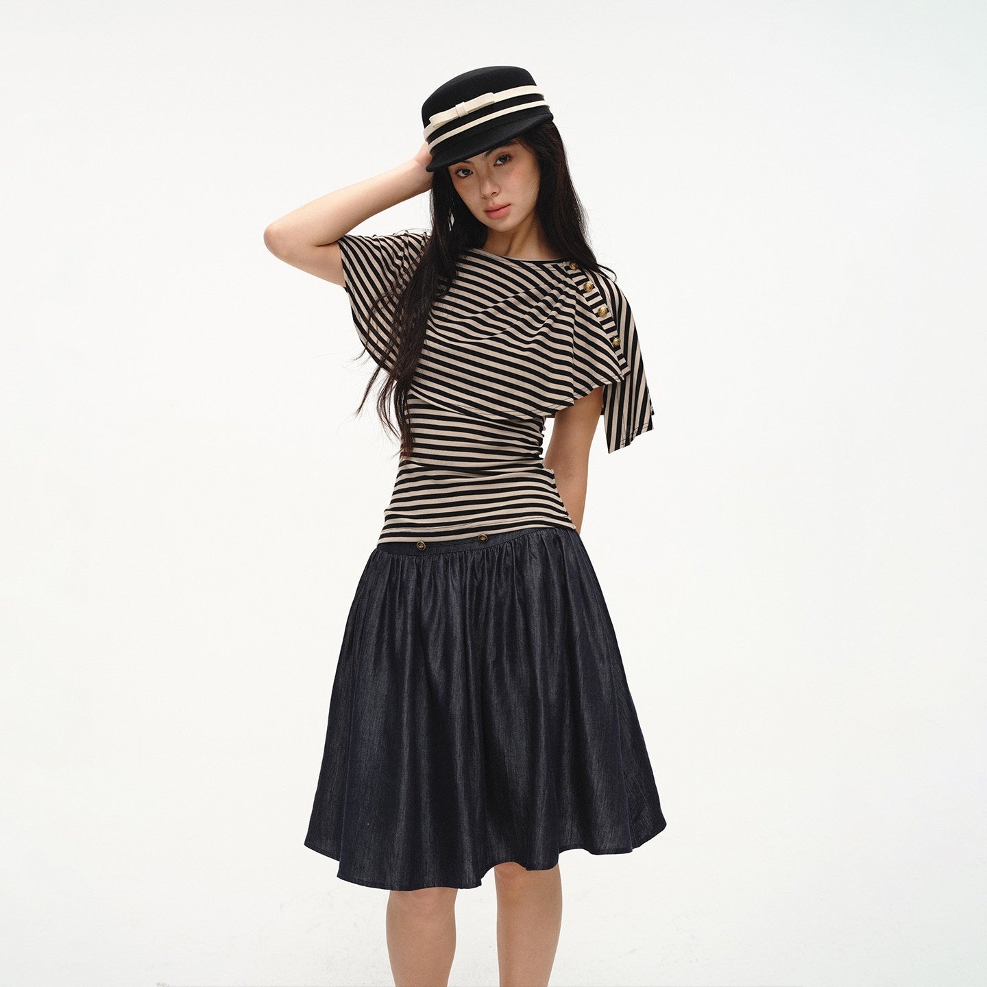 lvetong_Black_Striped_Buttoned_Shawl_V-neck_Slim_Fit_Women&