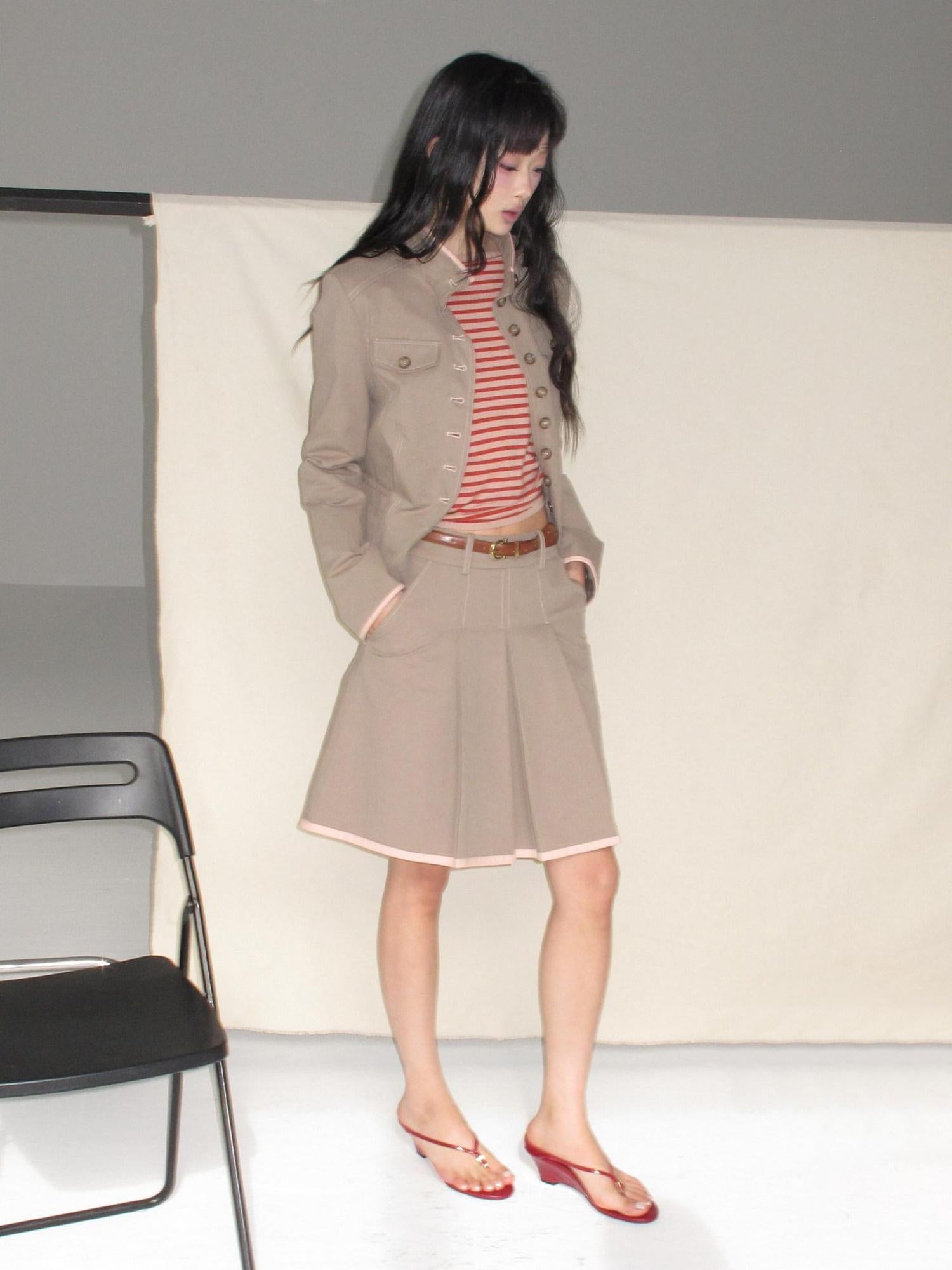 lvetong Contrast Striped Slim Street Stand Collar Button Khaki Top &amp; Skirt Sets
