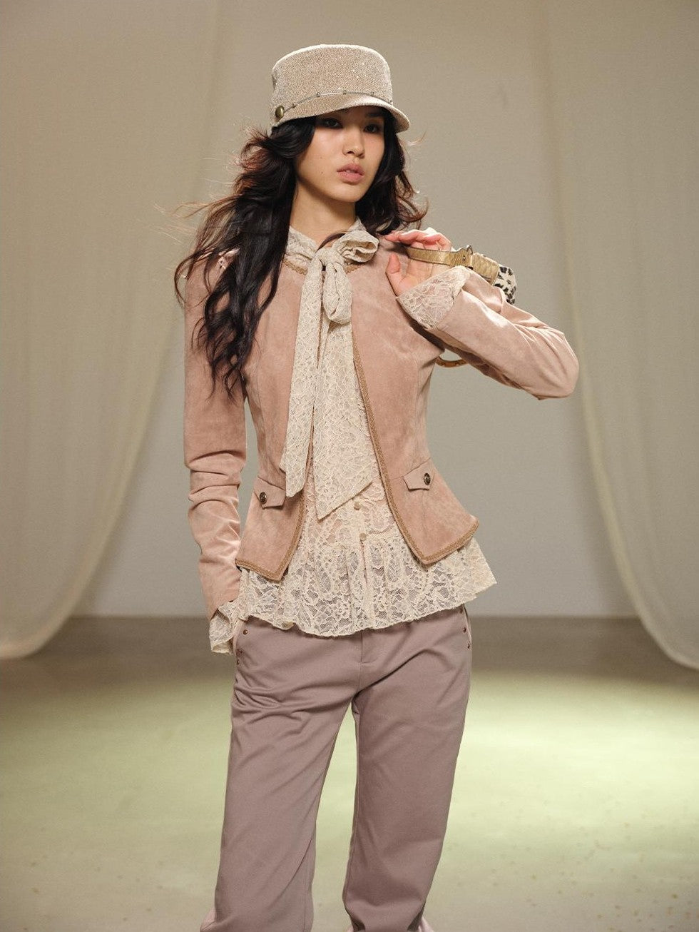 lvetong Fitted Waist Cinched Long Sleeve Suede Solid Color Women&