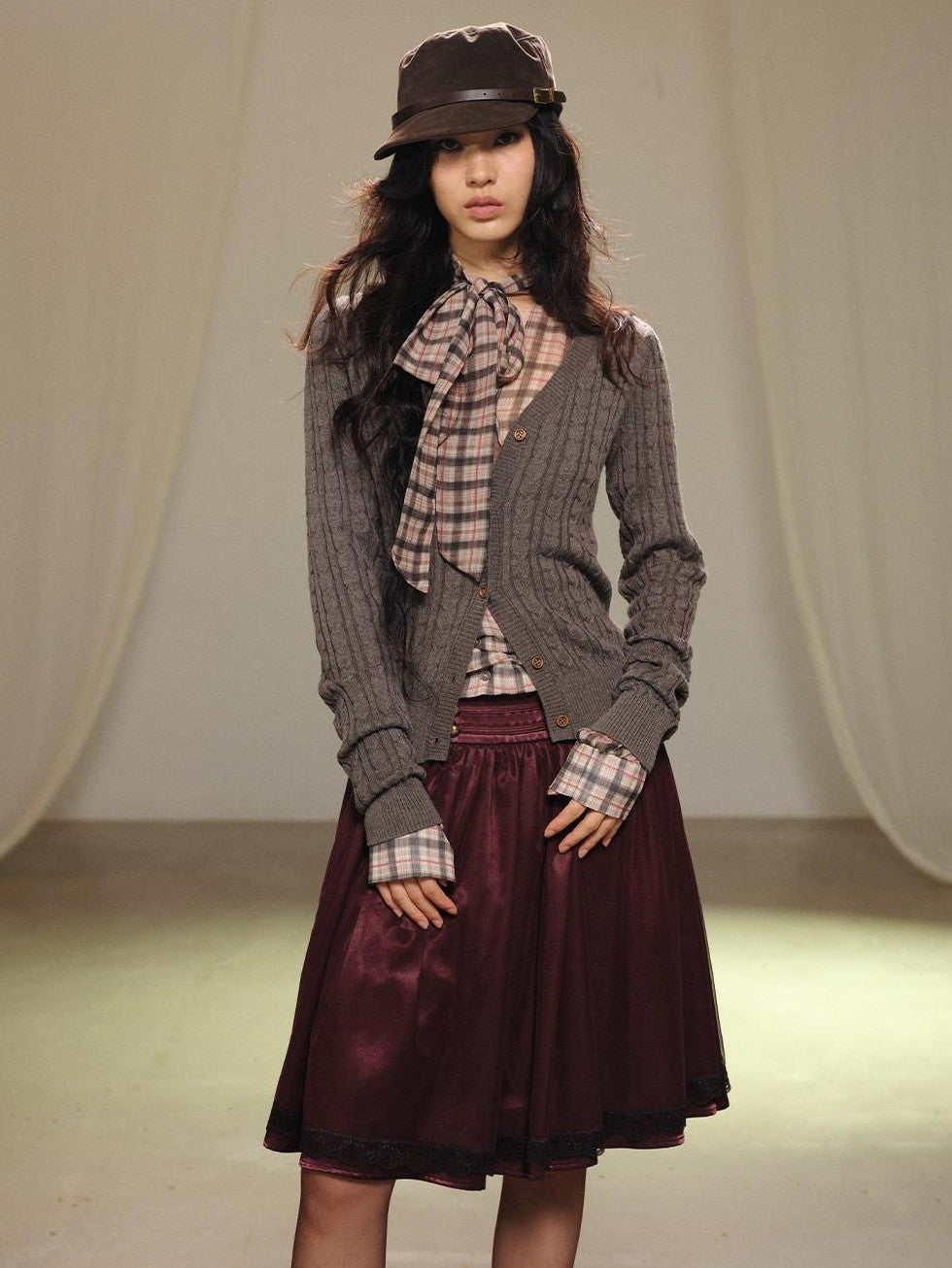 lvetong Gray Cable Knit V-neck Buttoned Fitted Women&