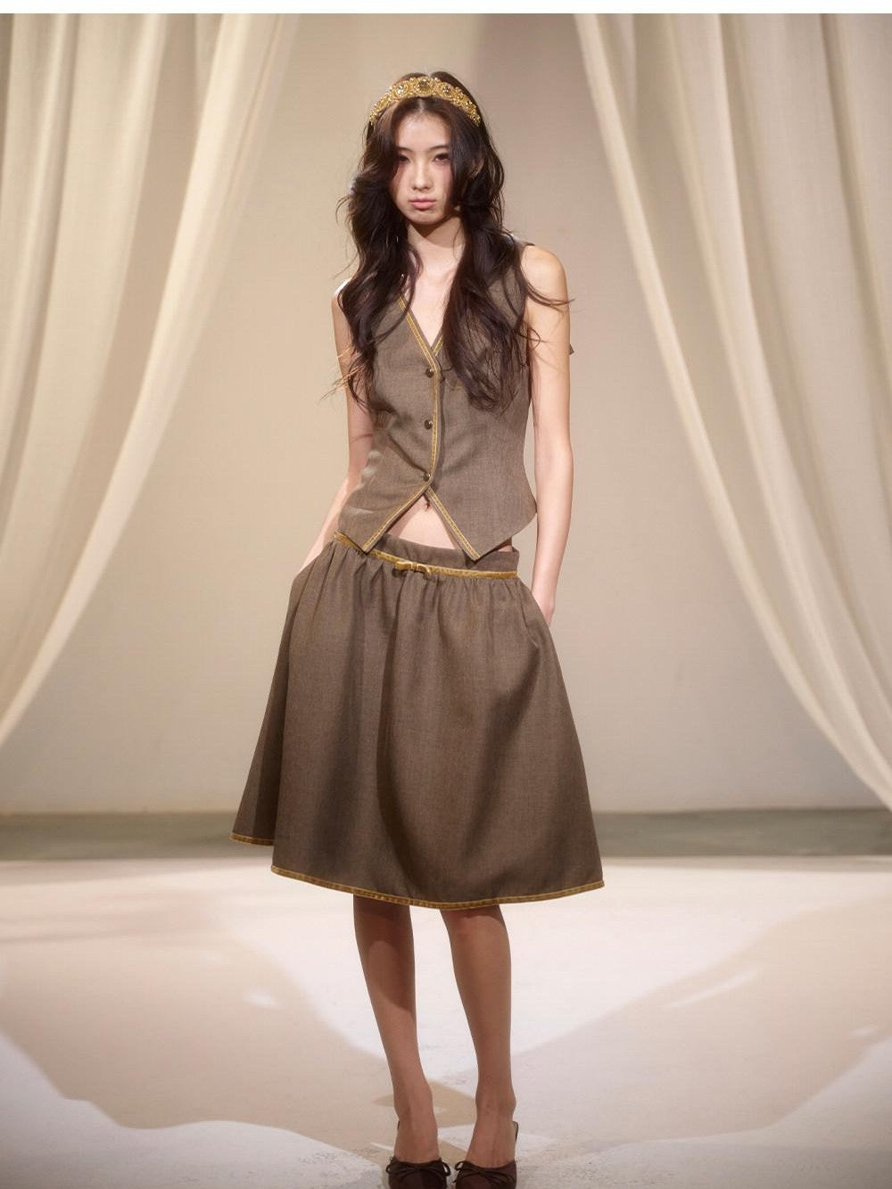 lvetong Green Sailor Collar Strap Spliced V-neck Pleated Women&