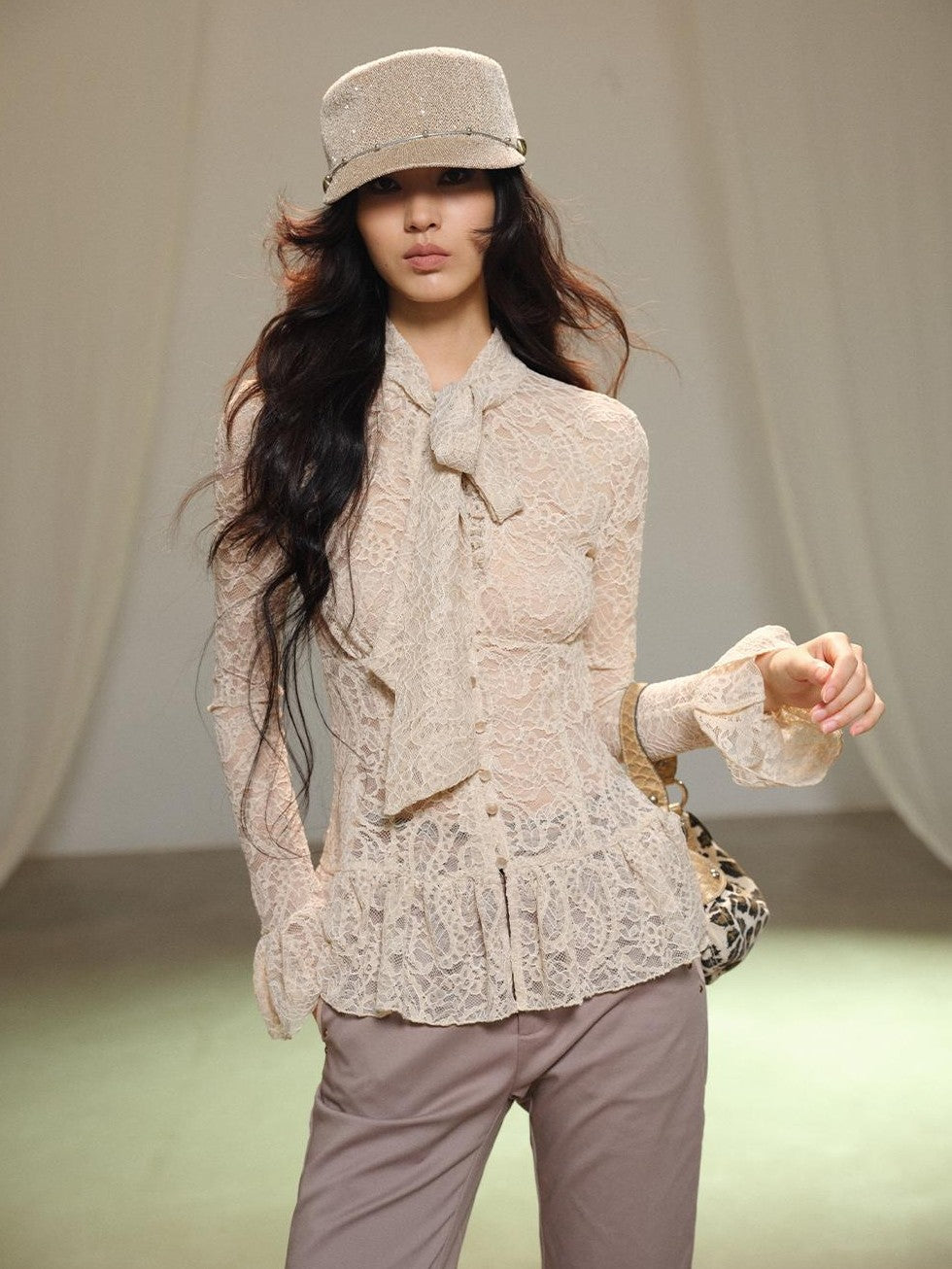 lvetong Hollow Out Bow Tie Long Sleeve Slim Fit Solid Women&
