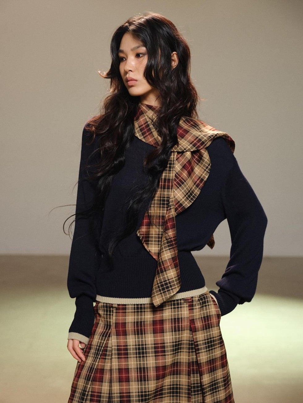 lvetong Navy Color Block Knit Waist Cinched Women&