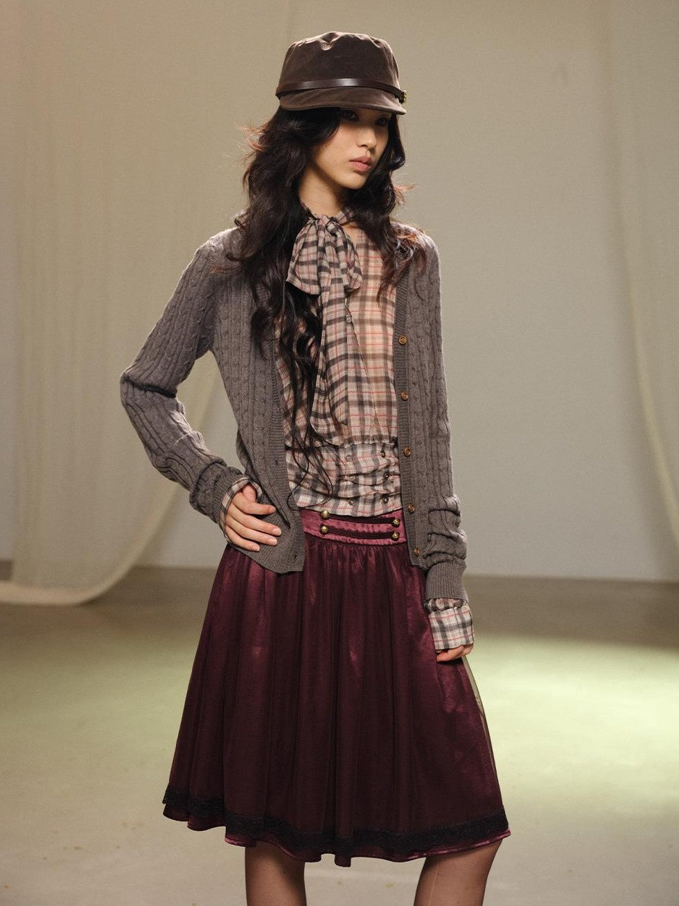 lvetong Plaid Bow V-neck Double Button Shirred Waist Women&