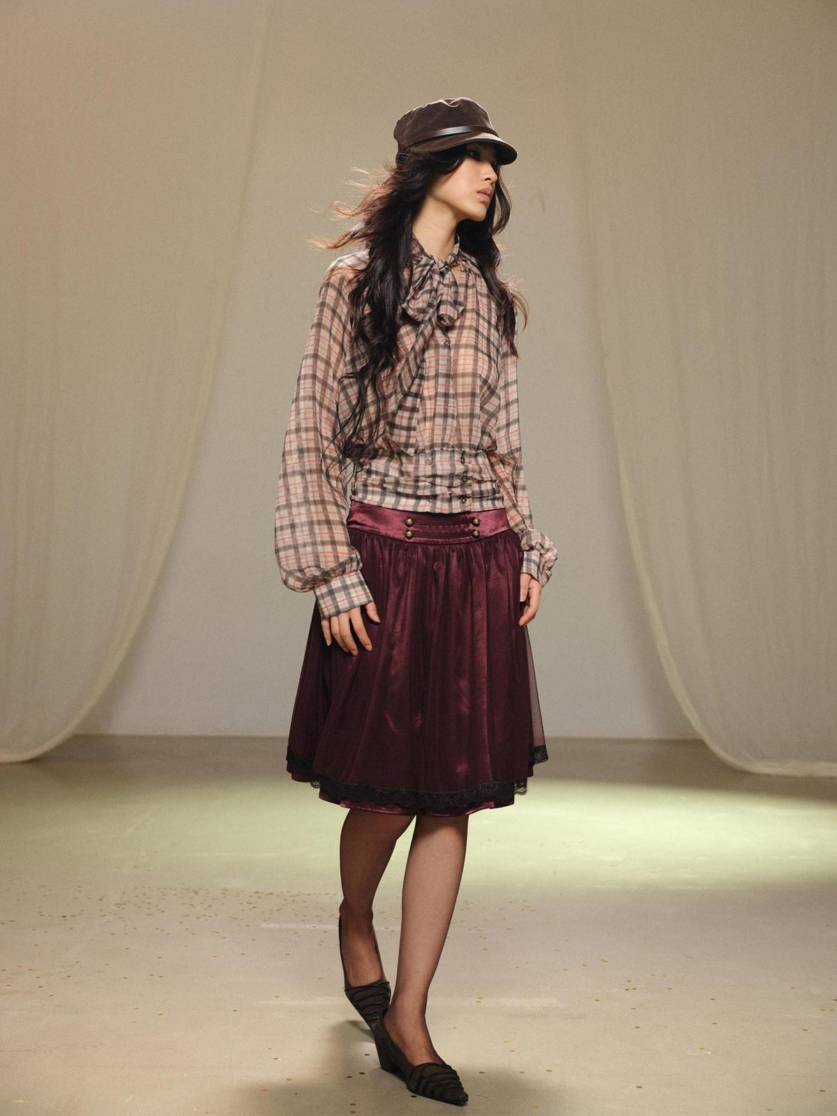 lvetong Plaid Bow V-neck Double Button Shirred Waist Women&