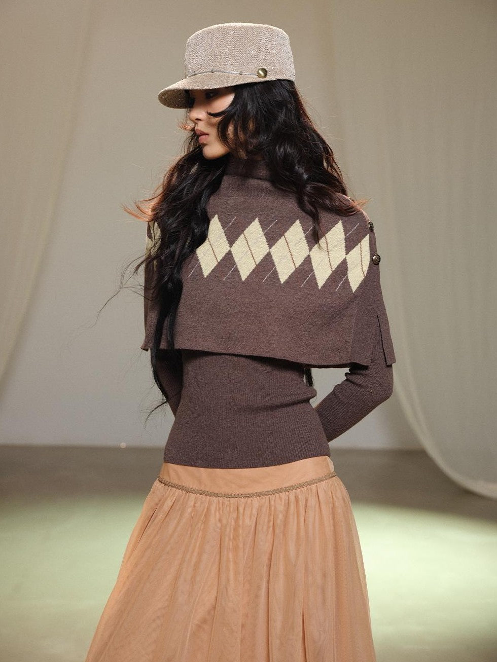 lvetong Retro Diamond Knit Stand Collar Cape Women&