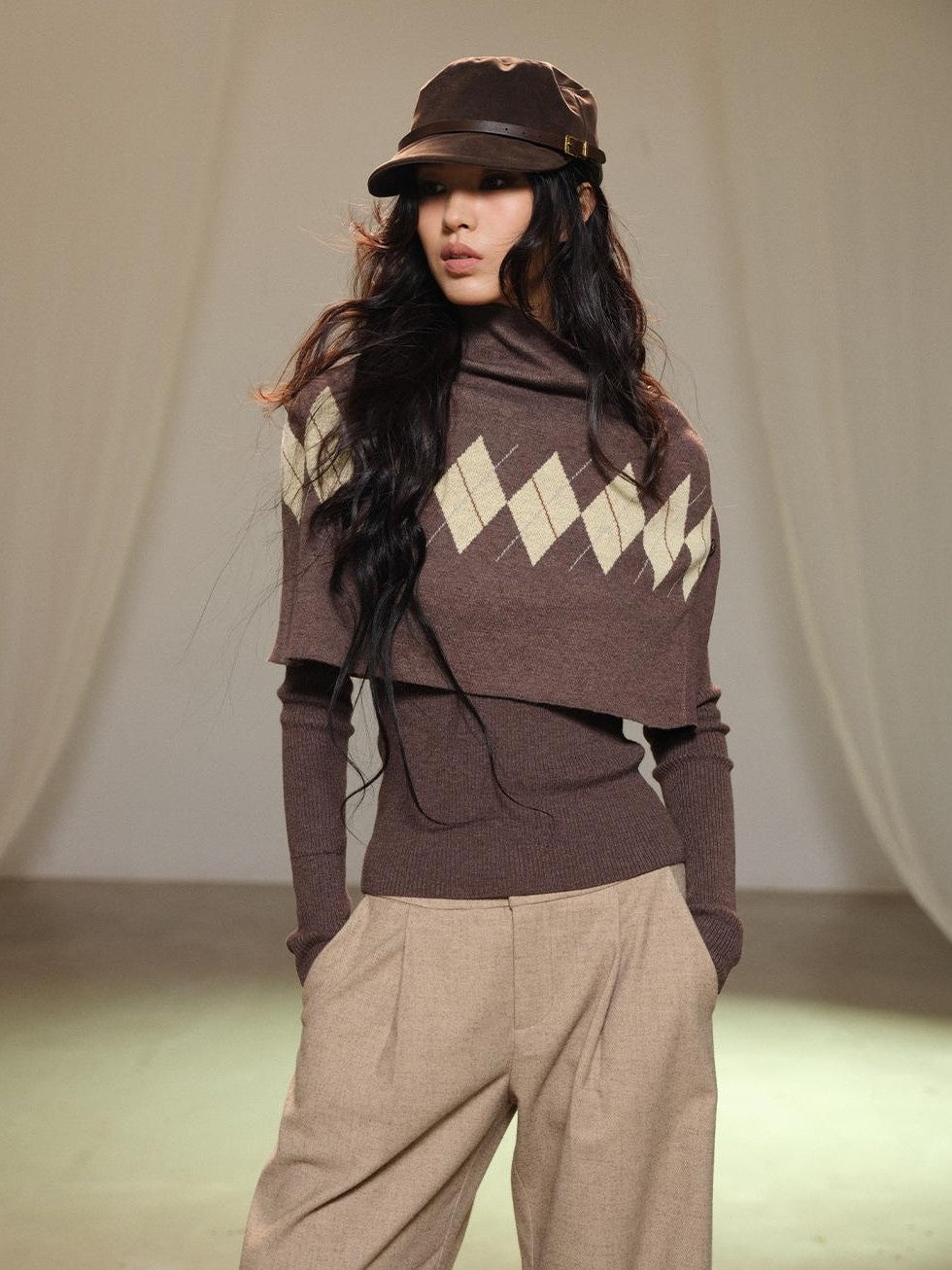 lvetong Retro Diamond Knit Stand Collar Cape Women&