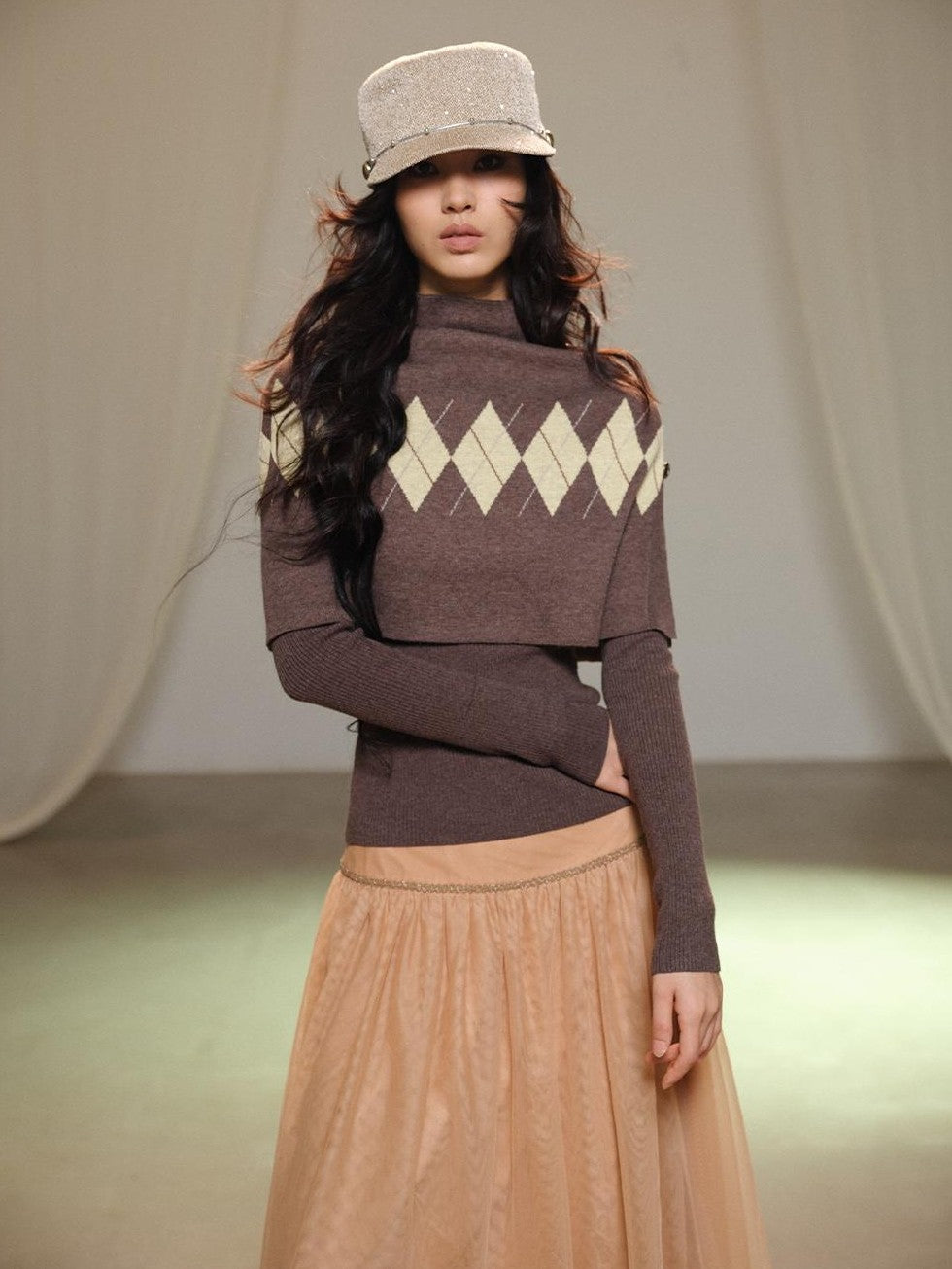 lvetong Retro Diamond Knit Stand Collar Cape Women&