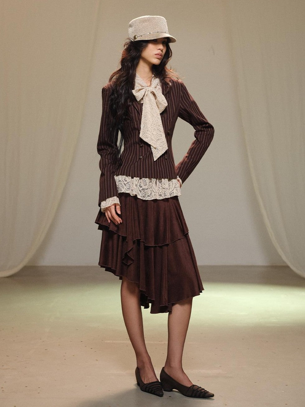 lvetong Striped Pleated Waist Cinched Shoulder Pad Long Sleeve Women&